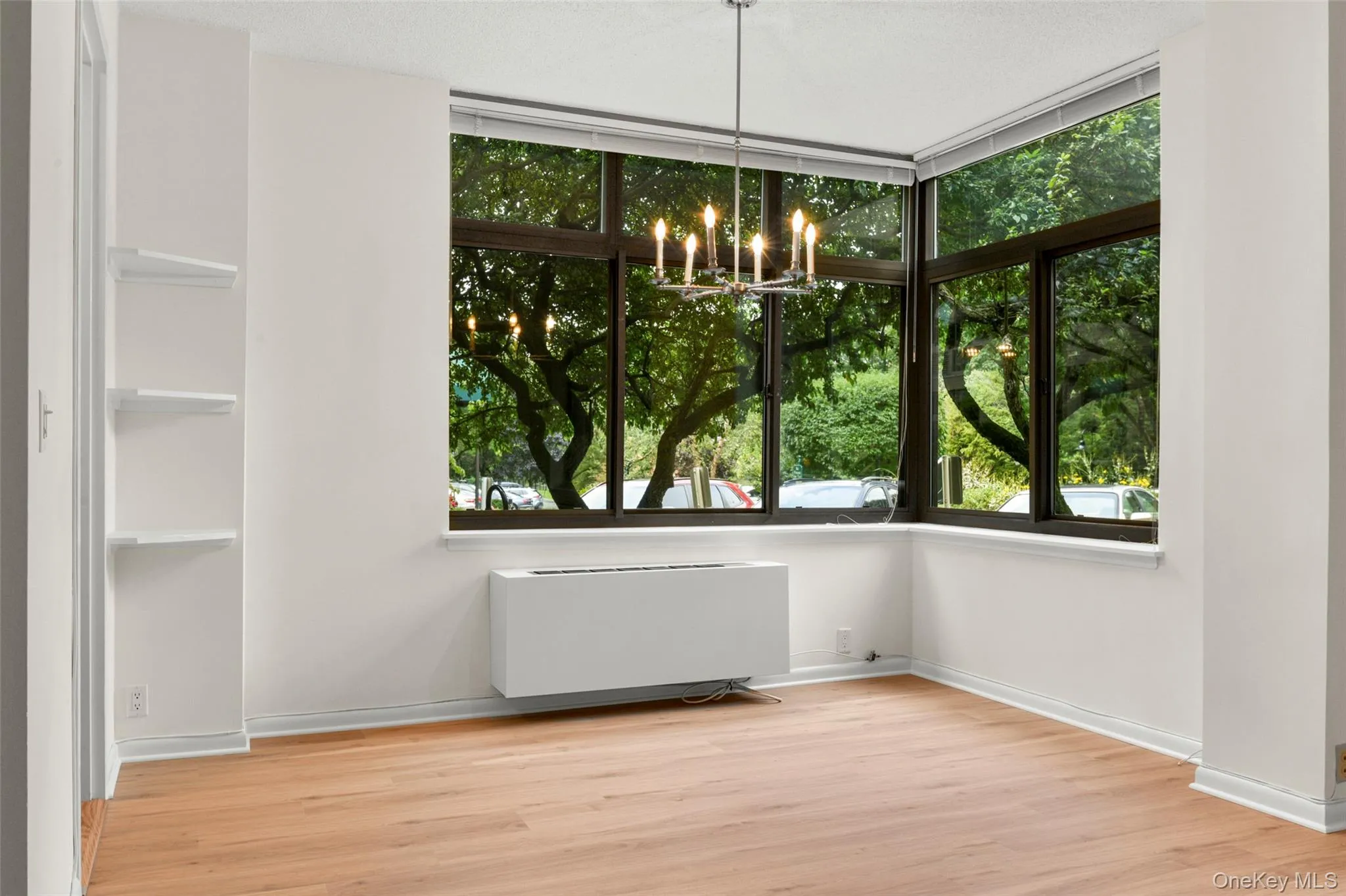 35 Chatsworth Avenue, Mamaroneck, NY, 2 Bedrooms Bedrooms, 5 Rooms Rooms,2 BathroomsBathrooms,Residential Lease,For Rent,Chatsworth,0,1056262 35 Chatsworth Avenue, Mamaroneck, NY, 2 Bedrooms Bedrooms, 5 Rooms Rooms,2 BathroomsBathrooms,Residential Lease,For Rent,Chatsworth,0,1056262