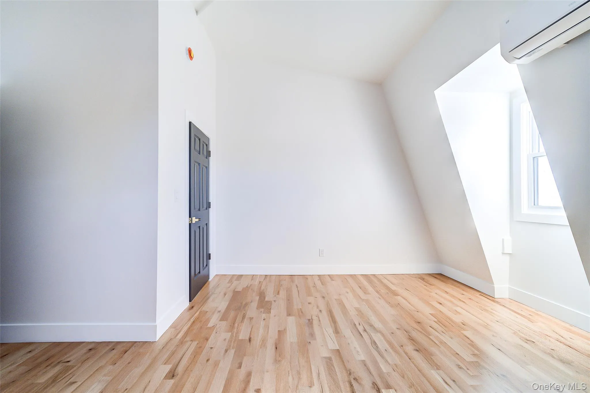 258 State Street, Hudson, NY, 1 Bedroom Bedrooms, 2 Room Rooms,1 BathroomBathrooms,Residential Lease,For Rent,State,0,1056271 258 State Street, Hudson, NY, 1 Bedroom Bedrooms, 2 Room Rooms,1 BathroomBathrooms,Residential Lease,For Rent,State,0,1056271