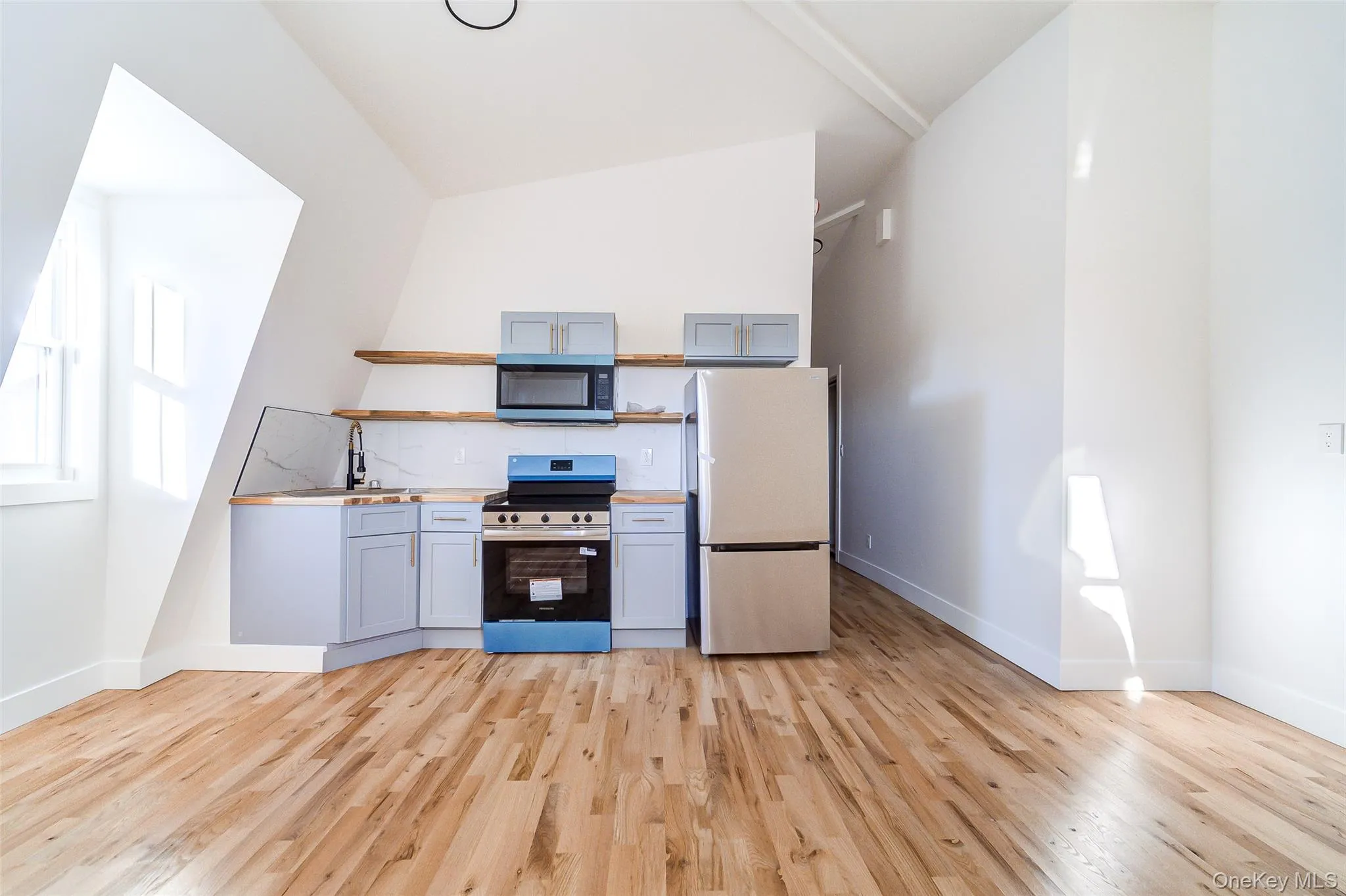258 State Street, Hudson, NY, 1 Bedroom Bedrooms, 2 Room Rooms,1 BathroomBathrooms,Residential Lease,For Rent,State,0,1056271 258 State Street, Hudson, NY, 1 Bedroom Bedrooms, 2 Room Rooms,1 BathroomBathrooms,Residential Lease,For Rent,State,0,1056271