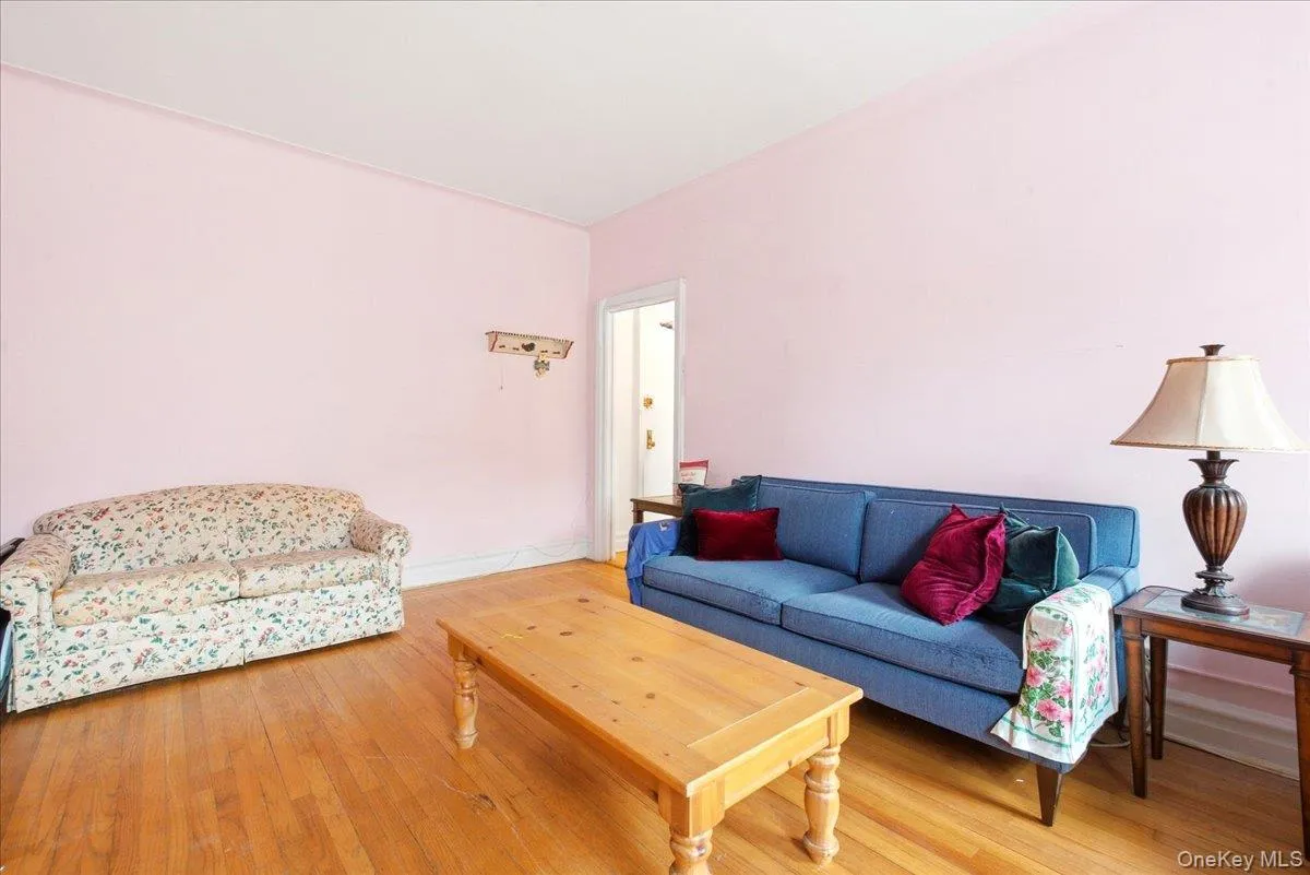 83-19 116th Street, New York, NY, 1 Bedroom Bedrooms, 4 Rooms Rooms,1 BathroomBathrooms,Residential,For Rent,116th,0,1056274 83-19 116th Street, New York, NY, 1 Bedroom Bedrooms, 4 Rooms Rooms,1 BathroomBathrooms,Residential,For Rent,116th,0,1056274