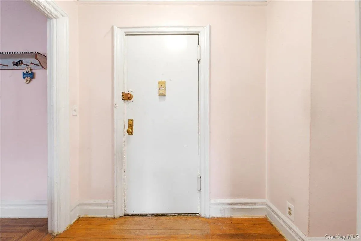 83-19 116th Street, New York, NY, 1 Bedroom Bedrooms, 4 Rooms Rooms,1 BathroomBathrooms,Residential,For Rent,116th,0,1056274 83-19 116th Street, New York, NY, 1 Bedroom Bedrooms, 4 Rooms Rooms,1 BathroomBathrooms,Residential,For Rent,116th,0,1056274