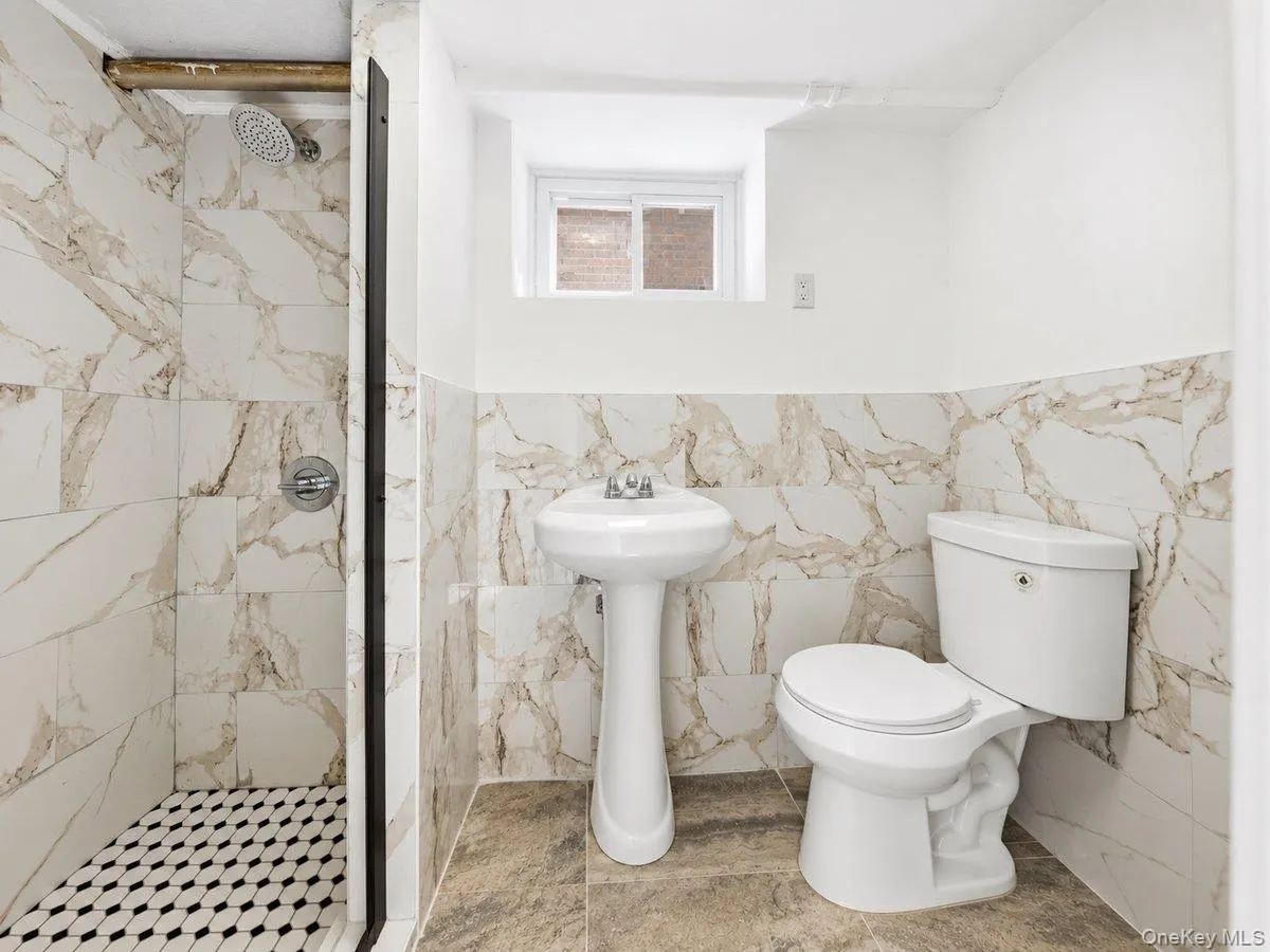 4227 Wilder Avenue, New York, NY, 3 Bedrooms Bedrooms, 7 Rooms Rooms,2 BathroomsBathrooms,Residential,For Rent,Wilder,0,1056276 4227 Wilder Avenue, New York, NY, 3 Bedrooms Bedrooms, 7 Rooms Rooms,2 BathroomsBathrooms,Residential,For Rent,Wilder,0,1056276
