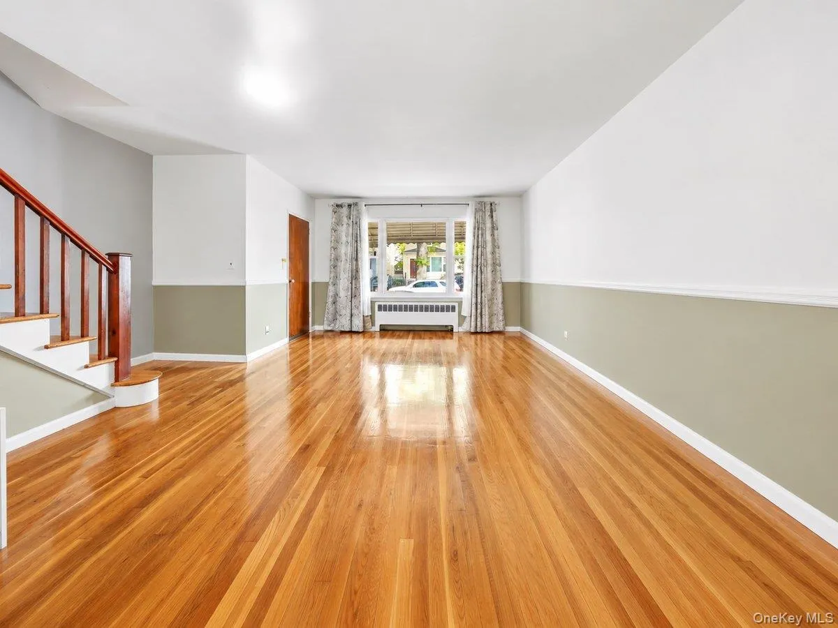 4227 Wilder Avenue, New York, NY, 3 Bedrooms Bedrooms, 7 Rooms Rooms,2 BathroomsBathrooms,Residential,For Rent,Wilder,0,1056276 4227 Wilder Avenue, New York, NY, 3 Bedrooms Bedrooms, 7 Rooms Rooms,2 BathroomsBathrooms,Residential,For Rent,Wilder,0,1056276