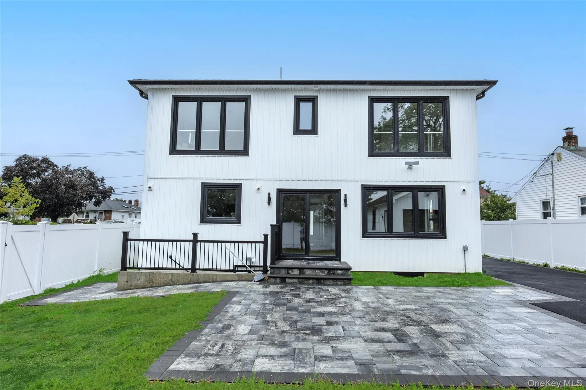 19 Nevada Street, Oyster Bay, NY, 5 Bedrooms Bedrooms, 11 Rooms Rooms,4 BathroomsBathrooms,Residential,For Rent,Nevada,0,1056278 19 Nevada Street, Oyster Bay, NY, 5 Bedrooms Bedrooms, 11 Rooms Rooms,4 BathroomsBathrooms,Residential,For Rent,Nevada,0,1056278