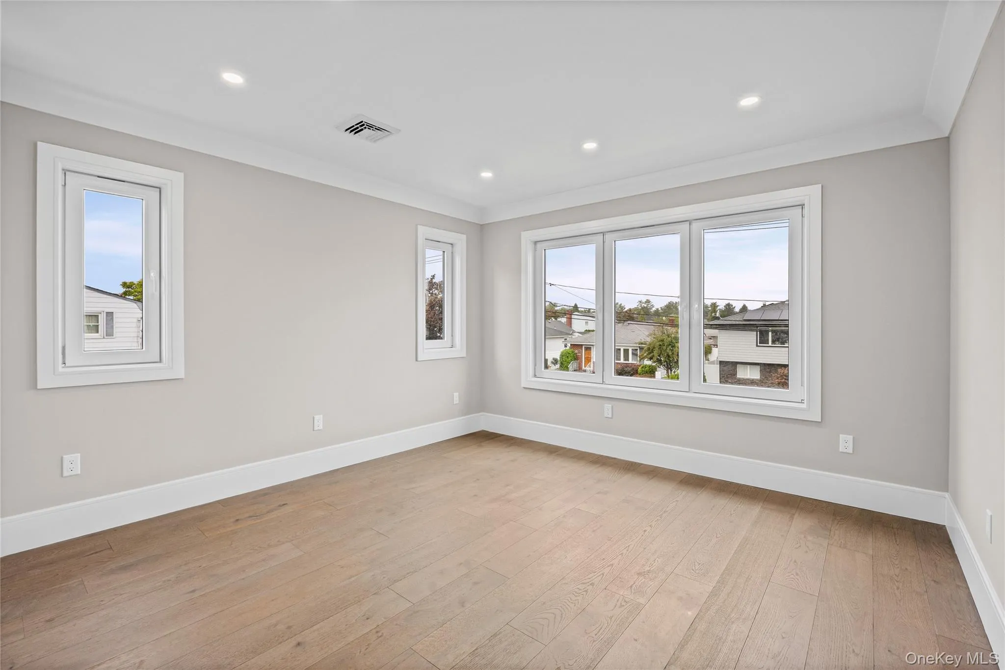 19 Nevada Street, Oyster Bay, NY, 5 Bedrooms Bedrooms, 11 Rooms Rooms,4 BathroomsBathrooms,Residential,For Rent,Nevada,0,1056278 19 Nevada Street, Oyster Bay, NY, 5 Bedrooms Bedrooms, 11 Rooms Rooms,4 BathroomsBathrooms,Residential,For Rent,Nevada,0,1056278
