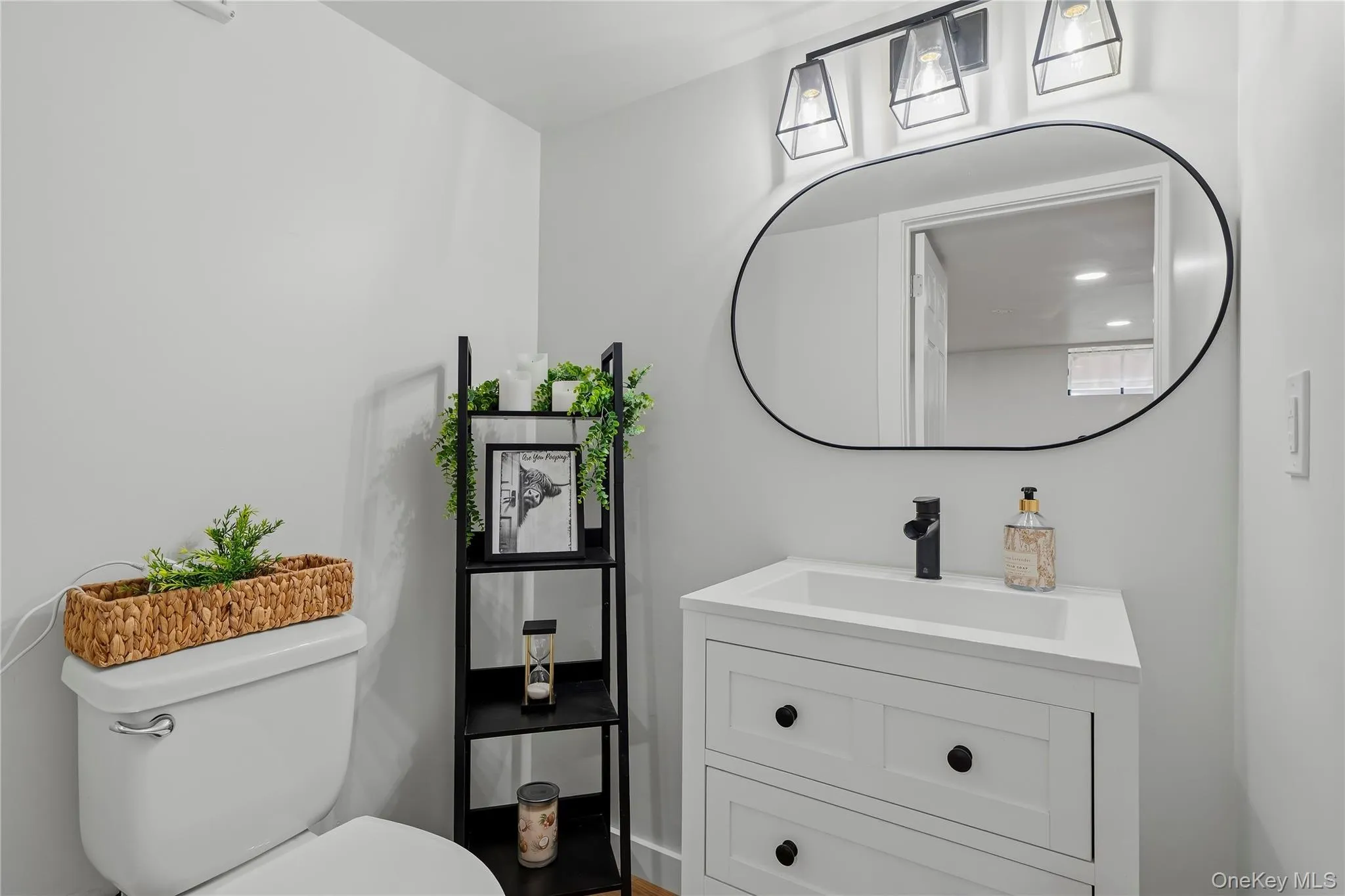 15 Breezy Knoll Drive, Newburgh (town), NY, 3 Bedrooms Bedrooms, 7 Rooms Rooms,1 BathroomBathrooms,Residential,For Rent,Breezy Knoll,0,1056280 15 Breezy Knoll Drive, Newburgh (town), NY, 3 Bedrooms Bedrooms, 7 Rooms Rooms,1 BathroomBathrooms,Residential,For Rent,Breezy Knoll,0,1056280