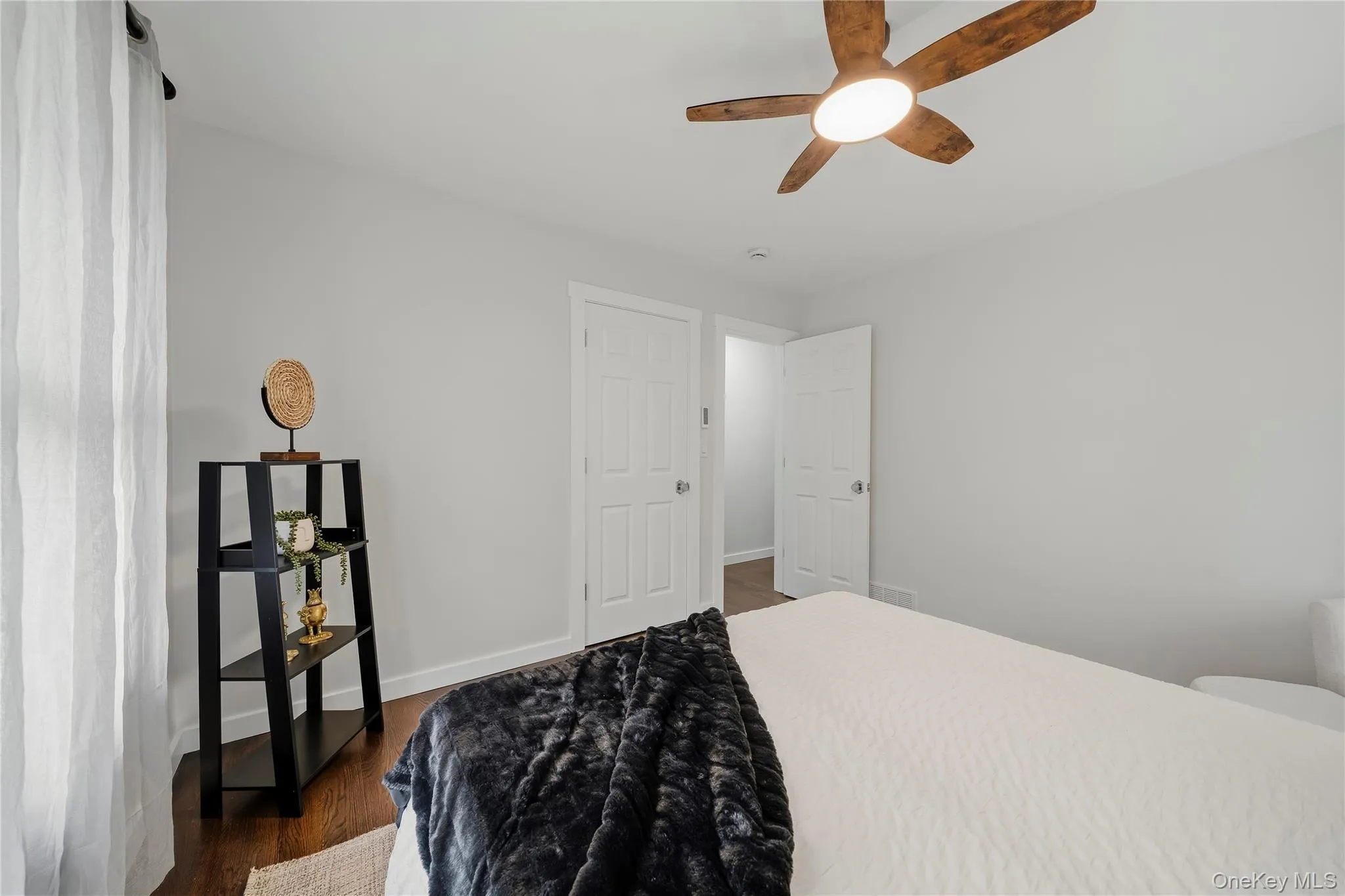 15 Breezy Knoll Drive, Newburgh (town), NY, 3 Bedrooms Bedrooms, 7 Rooms Rooms,1 BathroomBathrooms,Residential,For Rent,Breezy Knoll,0,1056280 15 Breezy Knoll Drive, Newburgh (town), NY, 3 Bedrooms Bedrooms, 7 Rooms Rooms,1 BathroomBathrooms,Residential,For Rent,Breezy Knoll,0,1056280