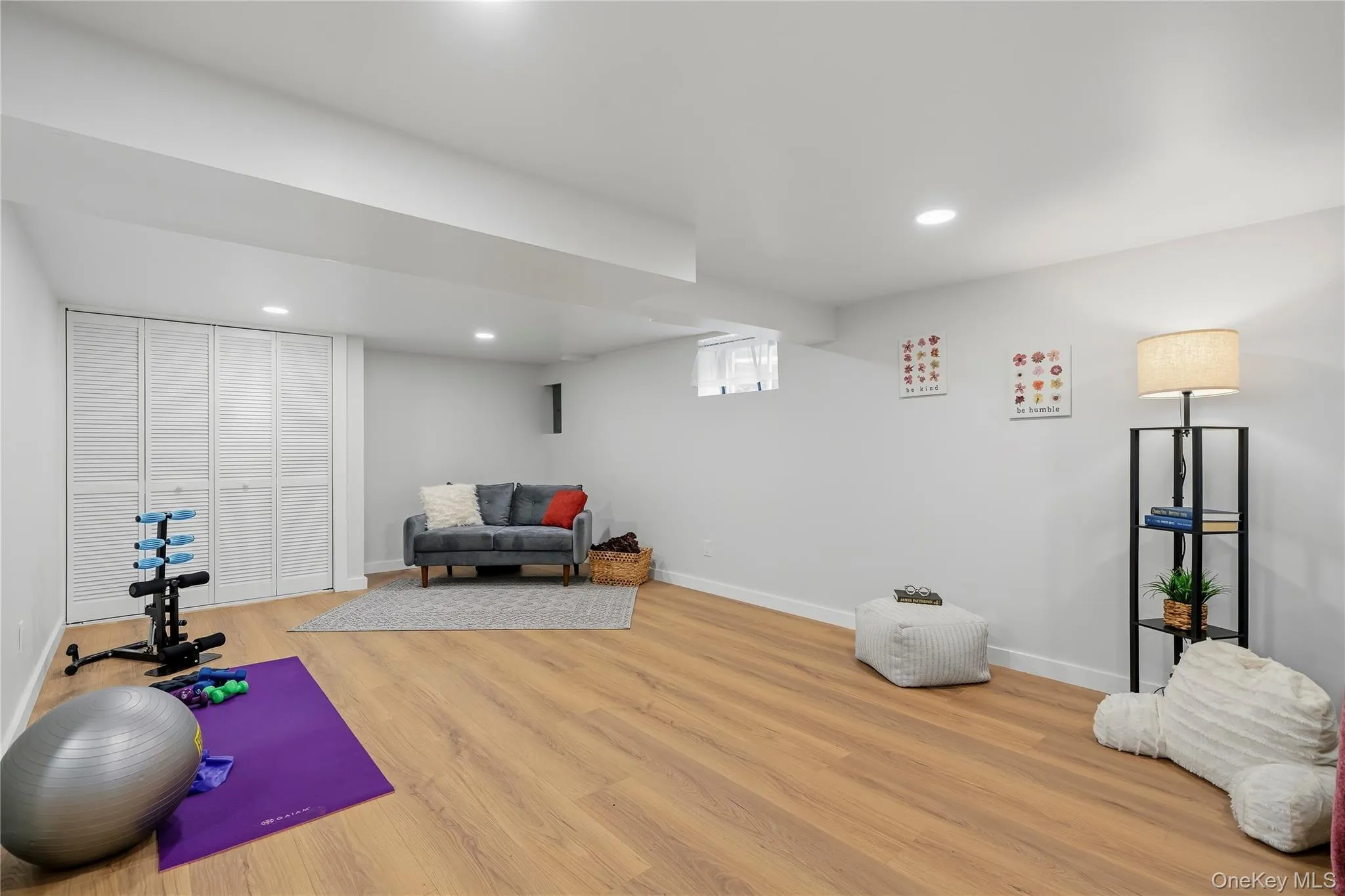 15 Breezy Knoll Drive, Newburgh (town), NY, 3 Bedrooms Bedrooms, 7 Rooms Rooms,1 BathroomBathrooms,Residential,For Rent,Breezy Knoll,0,1056280 15 Breezy Knoll Drive, Newburgh (town), NY, 3 Bedrooms Bedrooms, 7 Rooms Rooms,1 BathroomBathrooms,Residential,For Rent,Breezy Knoll,0,1056280