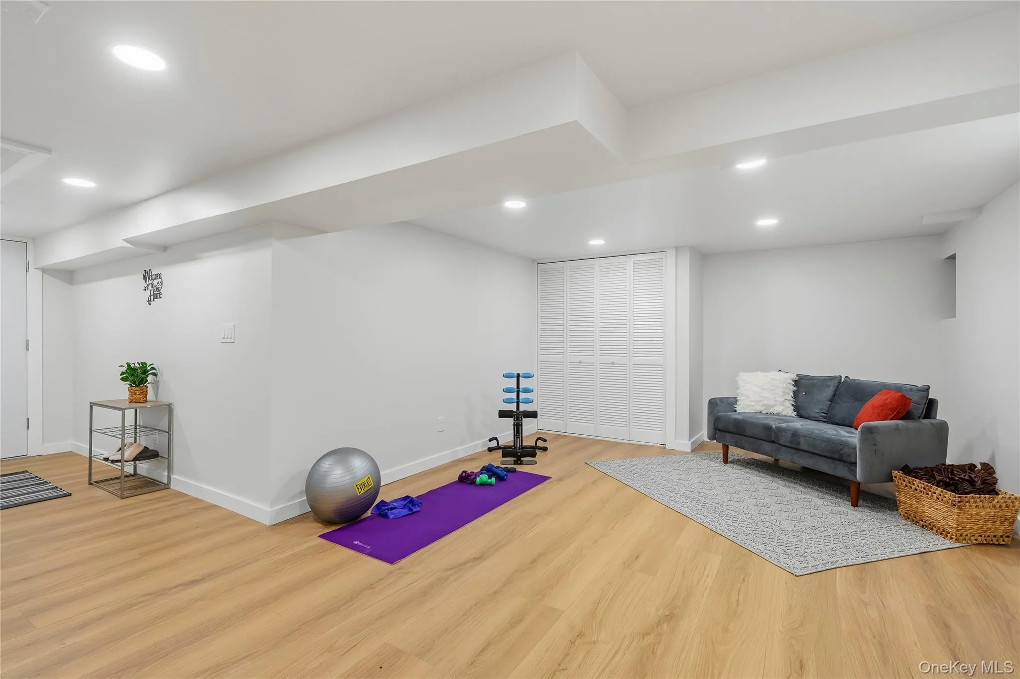 15 Breezy Knoll Drive, Newburgh (town), NY, 3 Bedrooms Bedrooms, 7 Rooms Rooms,1 BathroomBathrooms,Residential,For Rent,Breezy Knoll,0,1056280 15 Breezy Knoll Drive, Newburgh (town), NY, 3 Bedrooms Bedrooms, 7 Rooms Rooms,1 BathroomBathrooms,Residential,For Rent,Breezy Knoll,0,1056280
