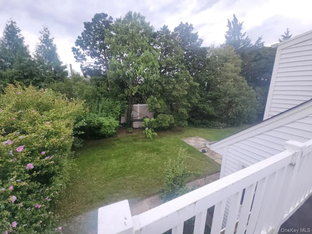 29 Emerson Court, North Hempstead, NY, 4 Bedrooms Bedrooms, 10 Rooms Rooms,2 BathroomsBathrooms,Residential,For Rent,Emerson,0,1056284 29 Emerson Court, North Hempstead, NY, 4 Bedrooms Bedrooms, 10 Rooms Rooms,2 BathroomsBathrooms,Residential,For Rent,Emerson,0,1056284