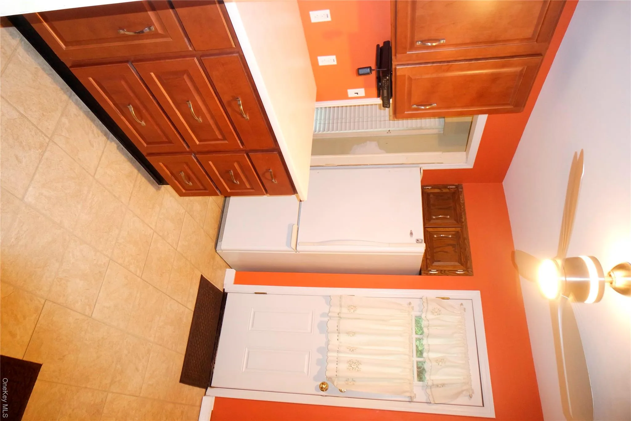 29 Emerson Court, North Hempstead, NY, 4 Bedrooms Bedrooms, 10 Rooms Rooms,2 BathroomsBathrooms,Residential,For Rent,Emerson,0,1056284 29 Emerson Court, North Hempstead, NY, 4 Bedrooms Bedrooms, 10 Rooms Rooms,2 BathroomsBathrooms,Residential,For Rent,Emerson,0,1056284