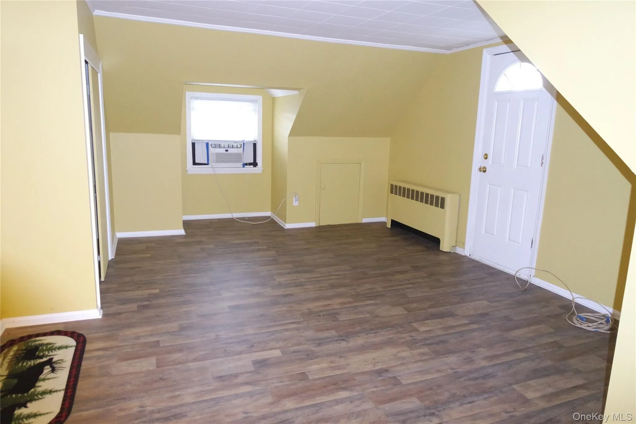 29 Emerson Court, North Hempstead, NY, 4 Bedrooms Bedrooms, 10 Rooms Rooms,2 BathroomsBathrooms,Residential,For Rent,Emerson,0,1056284 29 Emerson Court, North Hempstead, NY, 4 Bedrooms Bedrooms, 10 Rooms Rooms,2 BathroomsBathrooms,Residential,For Rent,Emerson,0,1056284