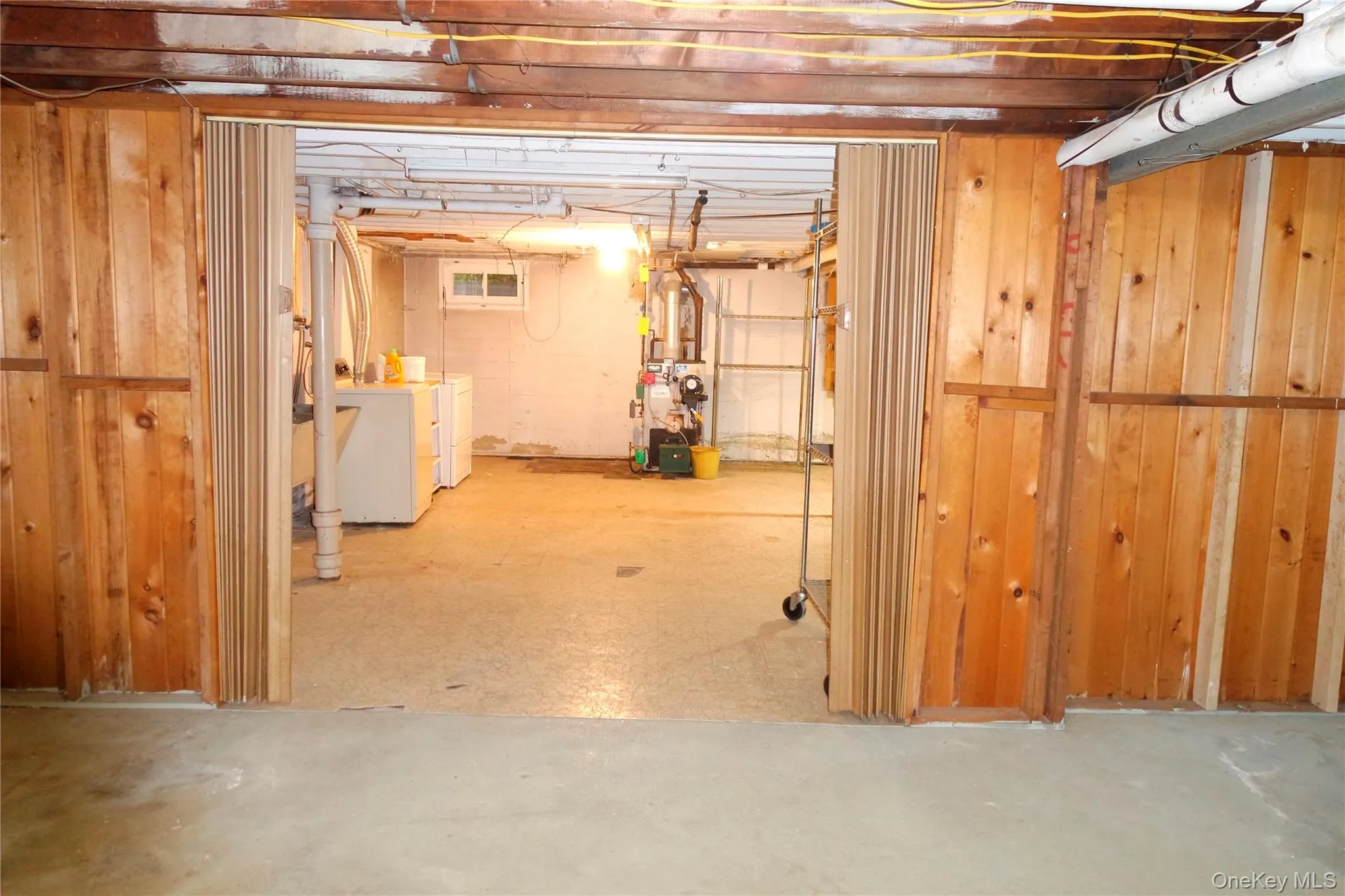 29 Emerson Court, North Hempstead, NY, 4 Bedrooms Bedrooms, 10 Rooms Rooms,2 BathroomsBathrooms,Residential,For Rent,Emerson,0,1056284 29 Emerson Court, North Hempstead, NY, 4 Bedrooms Bedrooms, 10 Rooms Rooms,2 BathroomsBathrooms,Residential,For Rent,Emerson,0,1056284