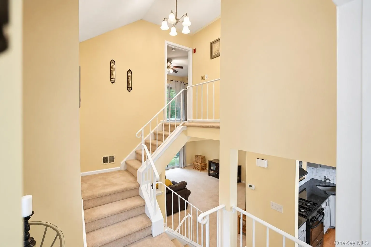 153 Treetop Circle, Clarkstown, NY, 2 Bedrooms Bedrooms, 4 Rooms Rooms,1 BathroomBathrooms,Residential,For Rent,Treetop,0,1056285 153 Treetop Circle, Clarkstown, NY, 2 Bedrooms Bedrooms, 4 Rooms Rooms,1 BathroomBathrooms,Residential,For Rent,Treetop,0,1056285