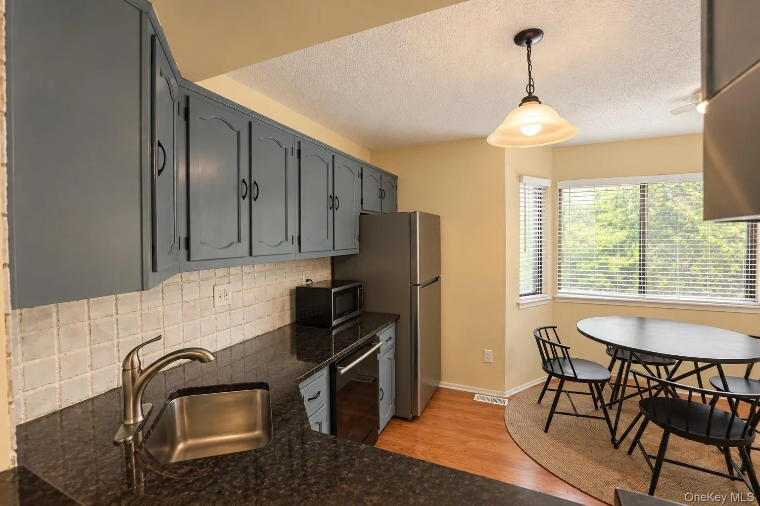 153 Treetop Circle, Clarkstown, NY, 2 Bedrooms Bedrooms, 4 Rooms Rooms,1 BathroomBathrooms,Residential,For Rent,Treetop,0,1056285 153 Treetop Circle, Clarkstown, NY, 2 Bedrooms Bedrooms, 4 Rooms Rooms,1 BathroomBathrooms,Residential,For Rent,Treetop,0,1056285
