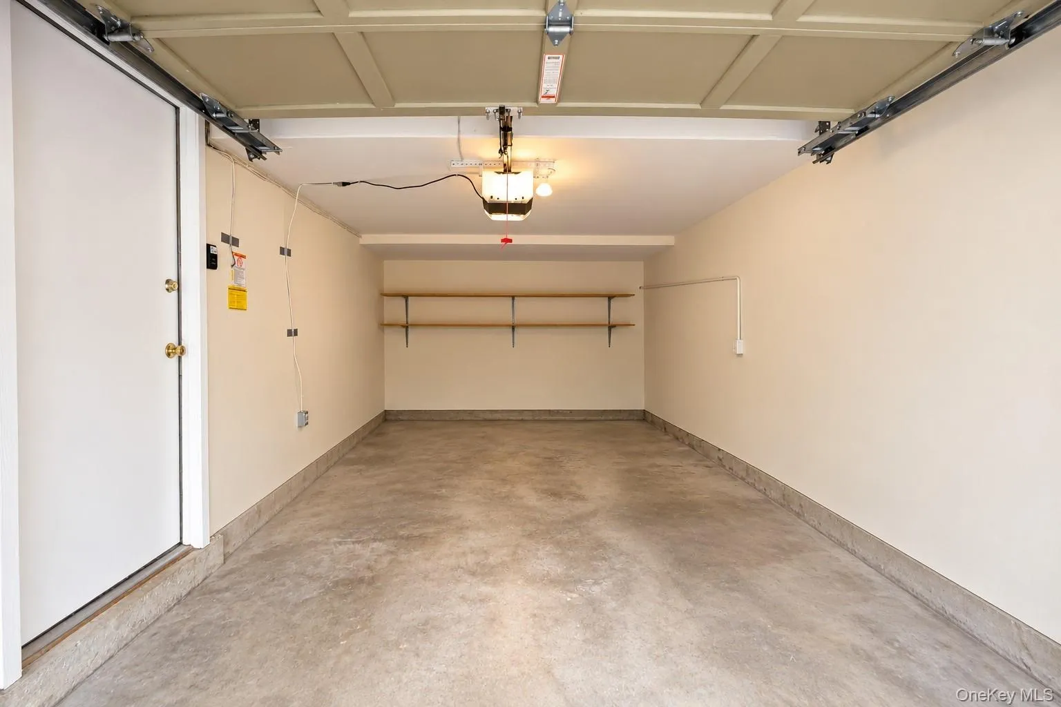 153 Treetop Circle, Clarkstown, NY, 2 Bedrooms Bedrooms, 4 Rooms Rooms,1 BathroomBathrooms,Residential,For Rent,Treetop,0,1056285 153 Treetop Circle, Clarkstown, NY, 2 Bedrooms Bedrooms, 4 Rooms Rooms,1 BathroomBathrooms,Residential,For Rent,Treetop,0,1056285