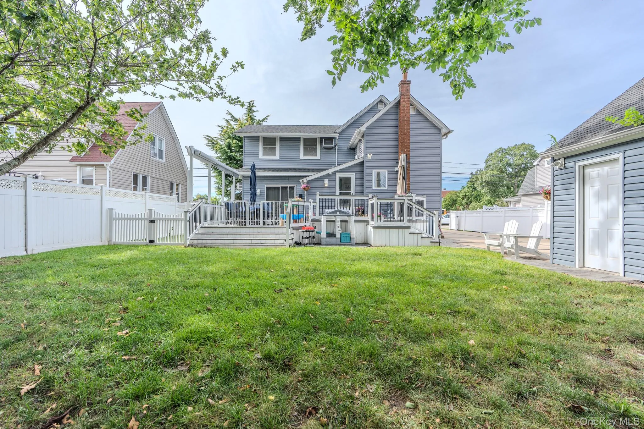 18 1st Avenue, Hempstead, NY, 3 Bedrooms Bedrooms, 9 Rooms Rooms,2 BathroomsBathrooms,Residential,For Rent,1st,0,1056288 18 1st Avenue, Hempstead, NY, 3 Bedrooms Bedrooms, 9 Rooms Rooms,2 BathroomsBathrooms,Residential,For Rent,1st,0,1056288