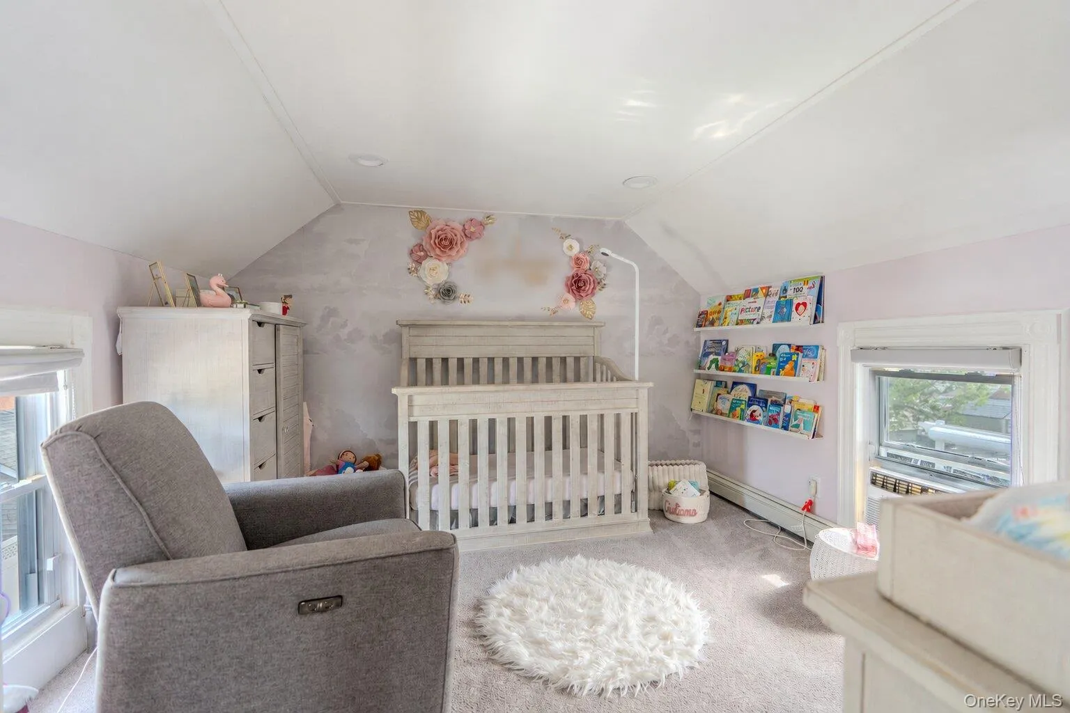 18 1st Avenue, Hempstead, NY, 3 Bedrooms Bedrooms, 9 Rooms Rooms,2 BathroomsBathrooms,Residential,For Rent,1st,0,1056288 18 1st Avenue, Hempstead, NY, 3 Bedrooms Bedrooms, 9 Rooms Rooms,2 BathroomsBathrooms,Residential,For Rent,1st,0,1056288