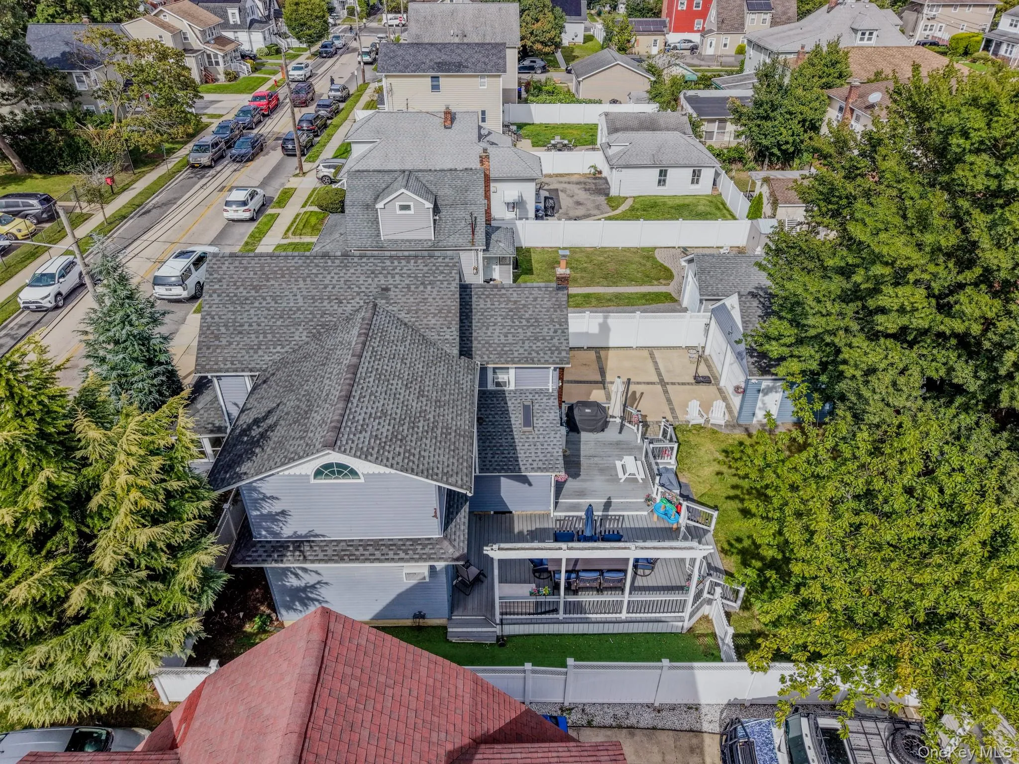 18 1st Avenue, Hempstead, NY, 3 Bedrooms Bedrooms, 9 Rooms Rooms,2 BathroomsBathrooms,Residential,For Rent,1st,0,1056288 18 1st Avenue, Hempstead, NY, 3 Bedrooms Bedrooms, 9 Rooms Rooms,2 BathroomsBathrooms,Residential,For Rent,1st,0,1056288