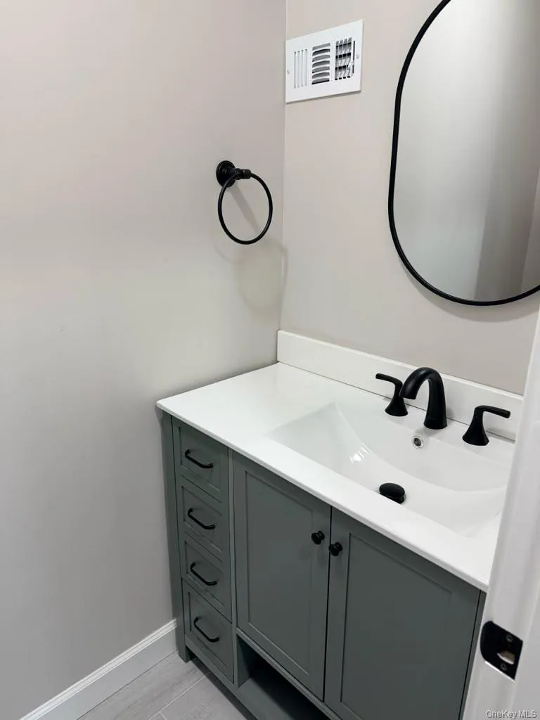 Half bathroom Half bathroom