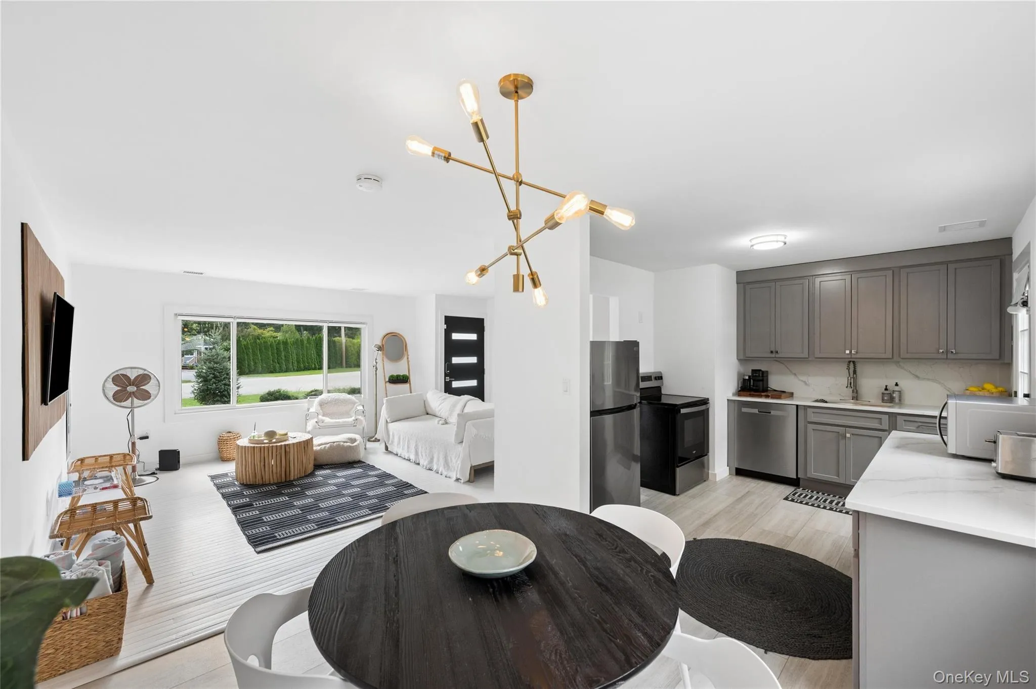Master Angle- Living Area Master Angle- Living Area