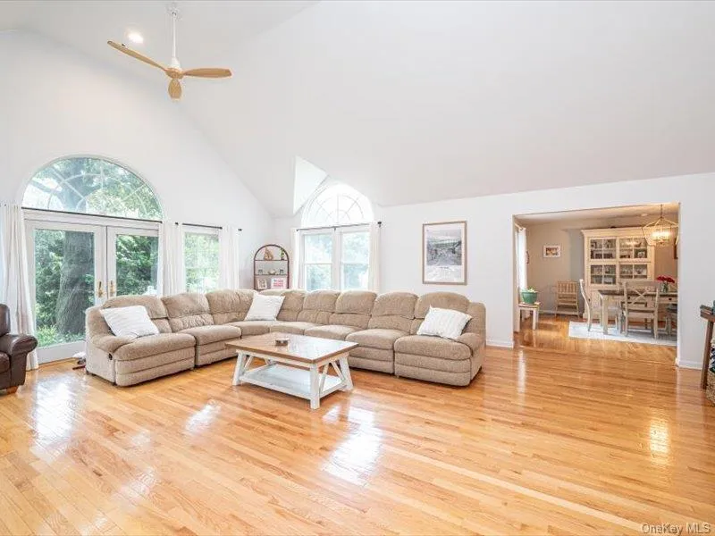 21 James Street, Islip, NY, 3 Bedrooms Bedrooms, 6 Rooms Rooms,2 BathroomsBathrooms,Residential,For Rent,James,0,1056302 21 James Street, Islip, NY, 3 Bedrooms Bedrooms, 6 Rooms Rooms,2 BathroomsBathrooms,Residential,For Rent,James,0,1056302
