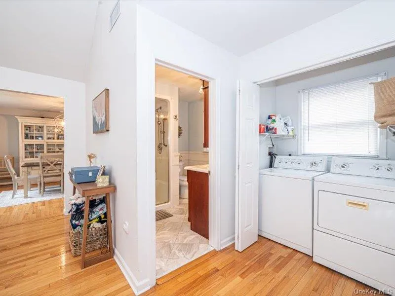 21 James Street, Islip, NY, 3 Bedrooms Bedrooms, 6 Rooms Rooms,2 BathroomsBathrooms,Residential,For Rent,James,0,1056302 21 James Street, Islip, NY, 3 Bedrooms Bedrooms, 6 Rooms Rooms,2 BathroomsBathrooms,Residential,For Rent,James,0,1056302