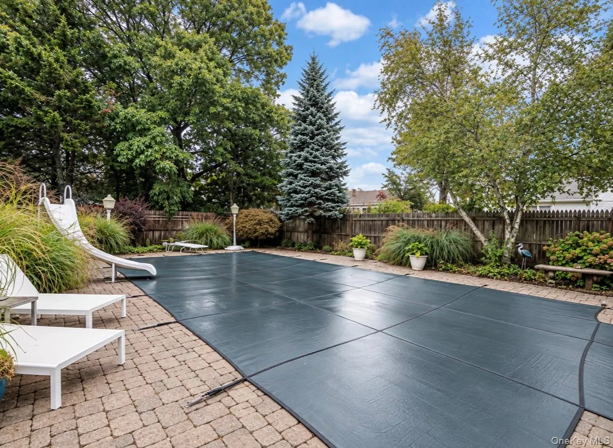 21 James Street, Islip, NY, 3 Bedrooms Bedrooms, 6 Rooms Rooms,2 BathroomsBathrooms,Residential,For Rent,James,0,1056302 21 James Street, Islip, NY, 3 Bedrooms Bedrooms, 6 Rooms Rooms,2 BathroomsBathrooms,Residential,For Rent,James,0,1056302