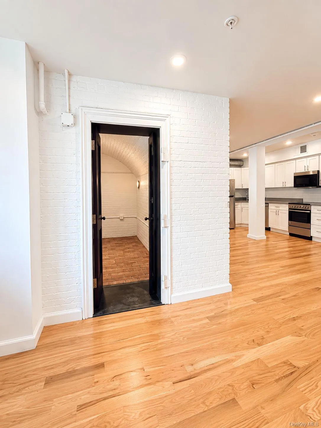 155 S River St, Troy, NY, 1 Bedroom Bedrooms, 4 Room Rooms,1 BathroomBathrooms,Residential Lease,For Rent,S River St,0,1056305 155 S River St, Troy, NY, 1 Bedroom Bedrooms, 4 Room Rooms,1 BathroomBathrooms,Residential Lease,For Rent,S River St,0,1056305