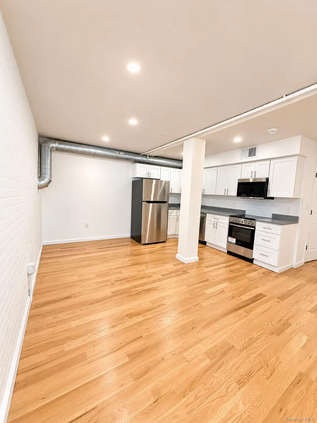 155 S River St, Troy, NY, 1 Bedroom Bedrooms, 4 Room Rooms,1 BathroomBathrooms,Residential Lease,For Rent,S River St,0,1056305 155 S River St, Troy, NY, 1 Bedroom Bedrooms, 4 Room Rooms,1 BathroomBathrooms,Residential Lease,For Rent,S River St,0,1056305