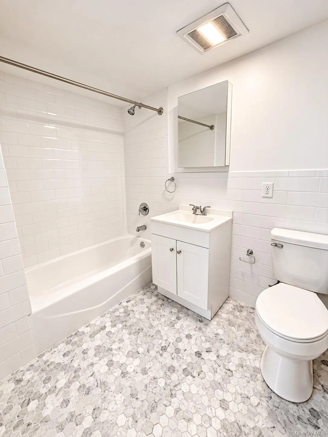 155 S River St, Troy, NY, 1 Bedroom Bedrooms, 4 Room Rooms,1 BathroomBathrooms,Residential Lease,For Rent,S River St,0,1056305 155 S River St, Troy, NY, 1 Bedroom Bedrooms, 4 Room Rooms,1 BathroomBathrooms,Residential Lease,For Rent,S River St,0,1056305