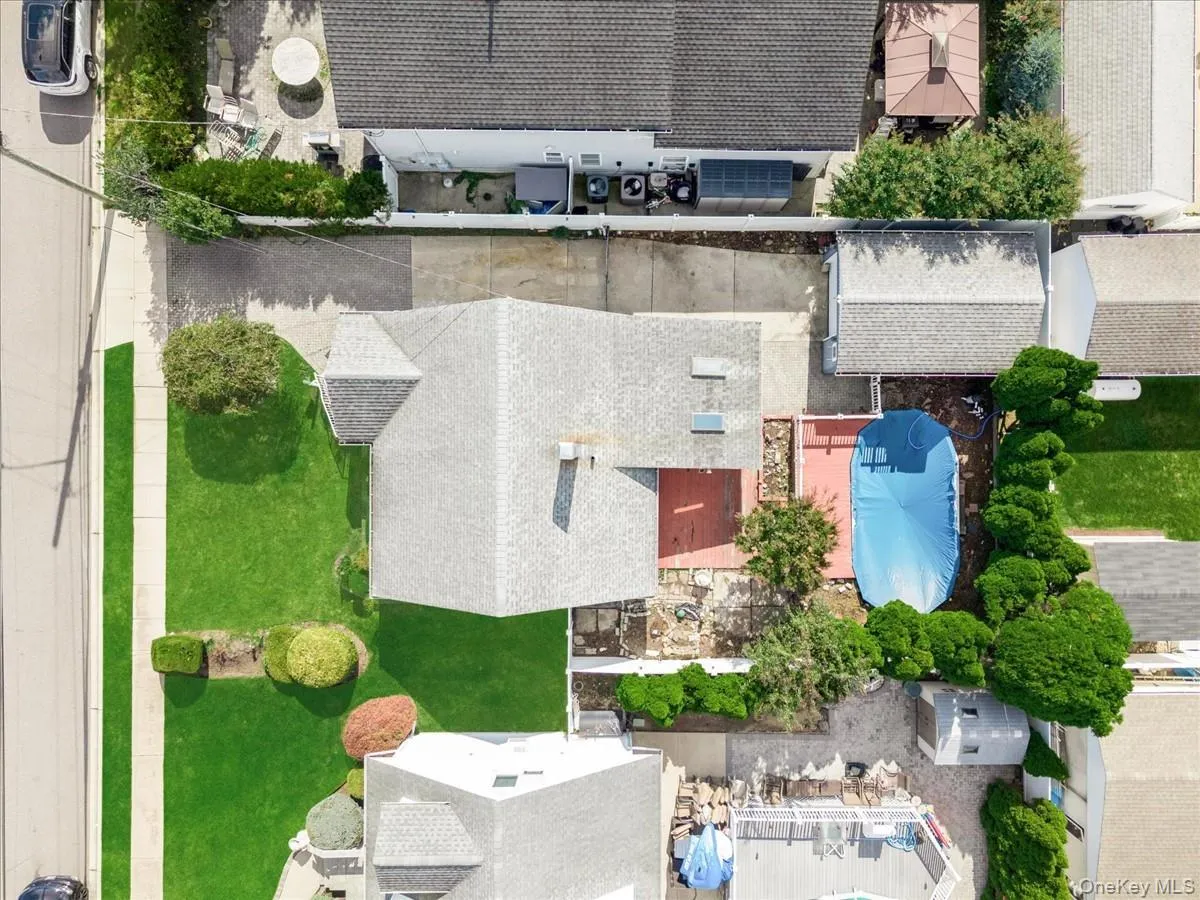 937 Mirabelle Avenue, Hempstead, NY, 4 Bedrooms Bedrooms, 8 Rooms Rooms,1 BathroomBathrooms,Residential,For Rent,Mirabelle,0,1056308 937 Mirabelle Avenue, Hempstead, NY, 4 Bedrooms Bedrooms, 8 Rooms Rooms,1 BathroomBathrooms,Residential,For Rent,Mirabelle,0,1056308