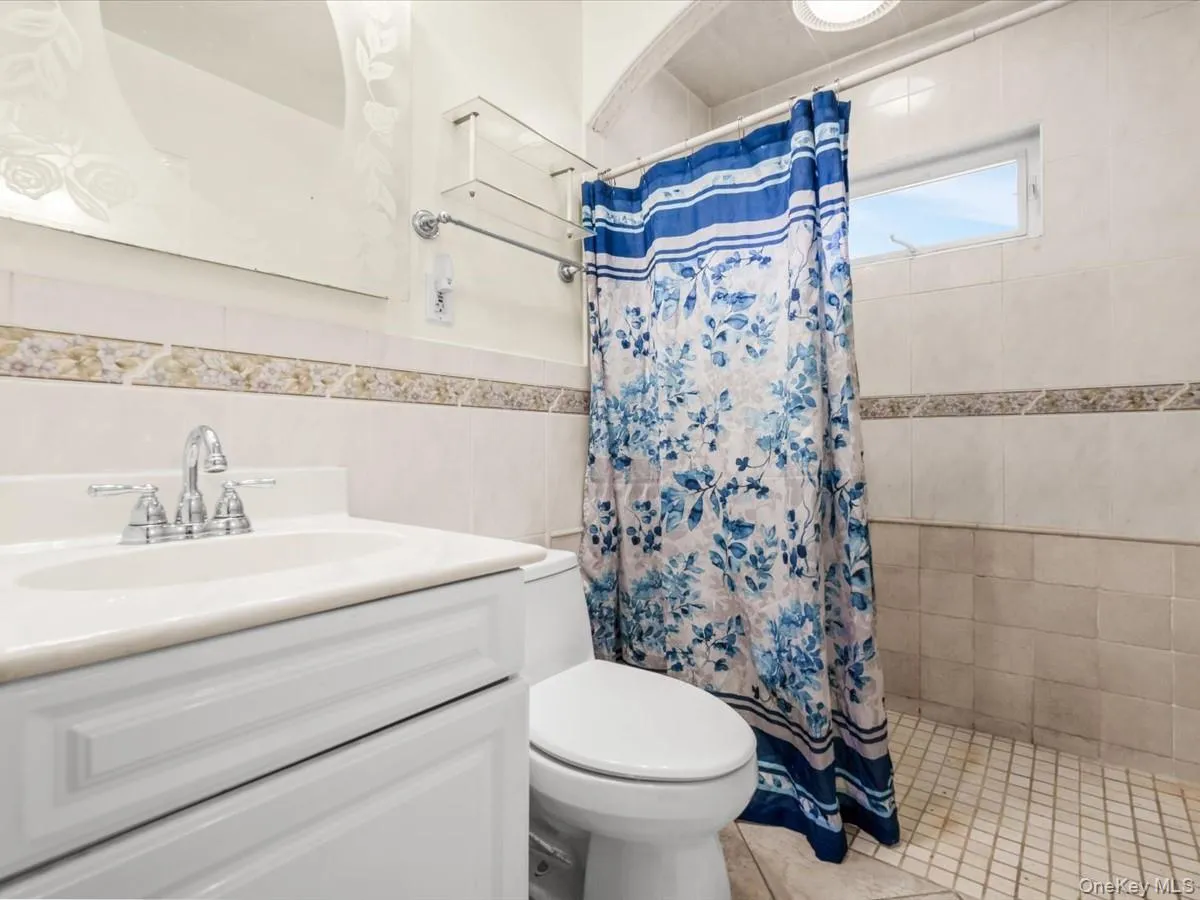 937 Mirabelle Avenue, Hempstead, NY, 4 Bedrooms Bedrooms, 8 Rooms Rooms,1 BathroomBathrooms,Residential,For Rent,Mirabelle,0,1056308 937 Mirabelle Avenue, Hempstead, NY, 4 Bedrooms Bedrooms, 8 Rooms Rooms,1 BathroomBathrooms,Residential,For Rent,Mirabelle,0,1056308