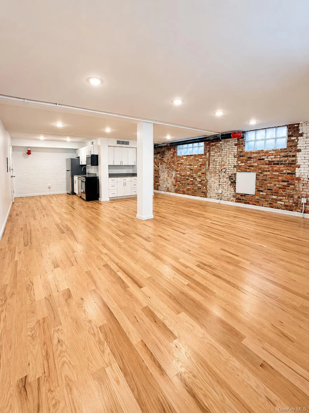 155 S River St, Troy, NY, 1 Bedroom Bedrooms, 4 Room Rooms,1 BathroomBathrooms,Residential Lease,For Rent,S River St,0,1056309 155 S River St, Troy, NY, 1 Bedroom Bedrooms, 4 Room Rooms,1 BathroomBathrooms,Residential Lease,For Rent,S River St,0,1056309