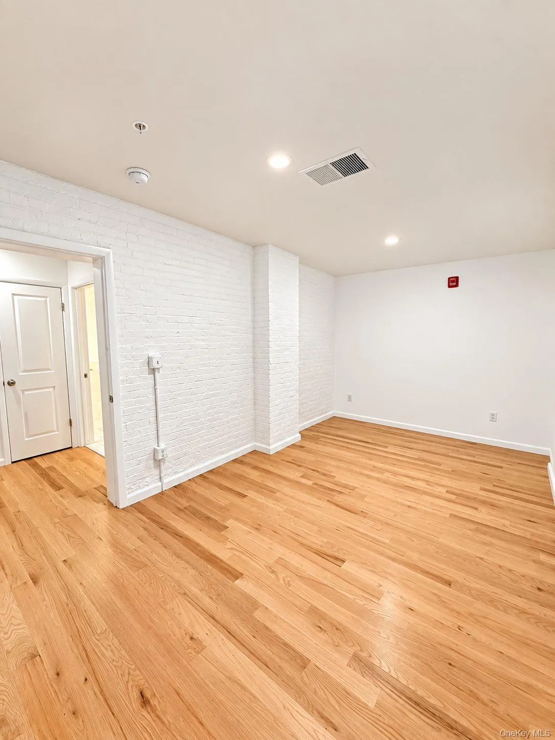 155 S River St, Troy, NY, 1 Bedroom Bedrooms, 4 Room Rooms,1 BathroomBathrooms,Residential Lease,For Rent,S River St,0,1056309 155 S River St, Troy, NY, 1 Bedroom Bedrooms, 4 Room Rooms,1 BathroomBathrooms,Residential Lease,For Rent,S River St,0,1056309