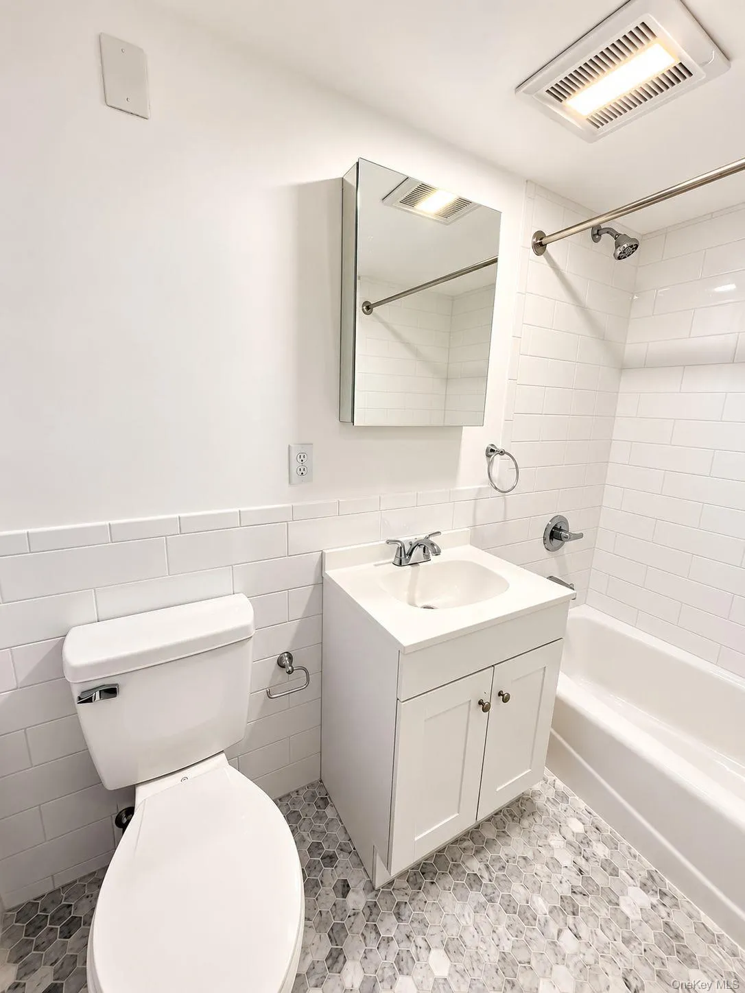 155 S River St, Troy, NY, 1 Bedroom Bedrooms, 4 Room Rooms,1 BathroomBathrooms,Residential Lease,For Rent,S River St,0,1056309 155 S River St, Troy, NY, 1 Bedroom Bedrooms, 4 Room Rooms,1 BathroomBathrooms,Residential Lease,For Rent,S River St,0,1056309