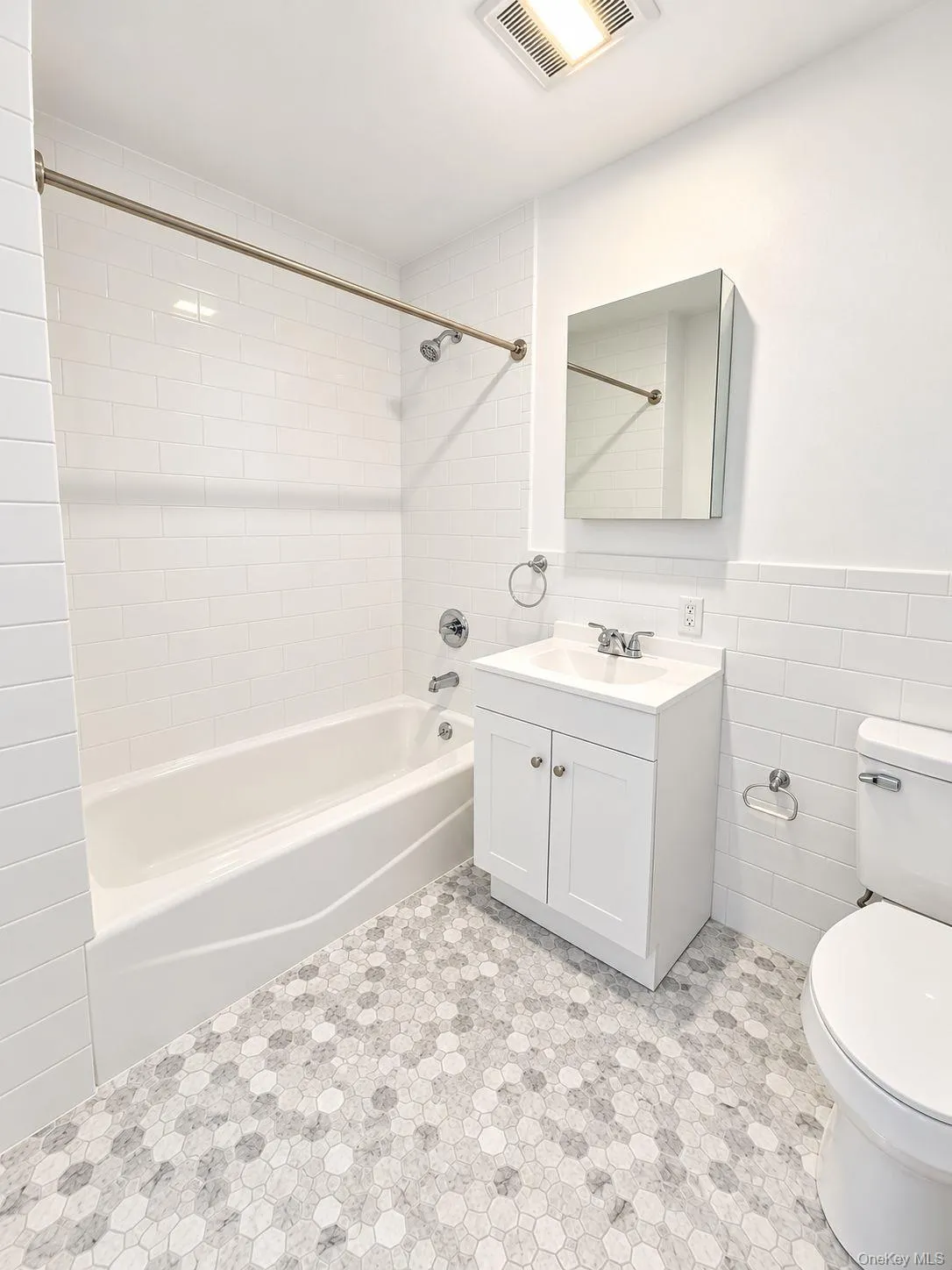 155 S River St, Troy, NY, 2 Bedroom Bedrooms, 5 Room Rooms,1 BathroomBathrooms,Residential Lease,For Rent,S River St,0,1056315 155 S River St, Troy, NY, 2 Bedroom Bedrooms, 5 Room Rooms,1 BathroomBathrooms,Residential Lease,For Rent,S River St,0,1056315