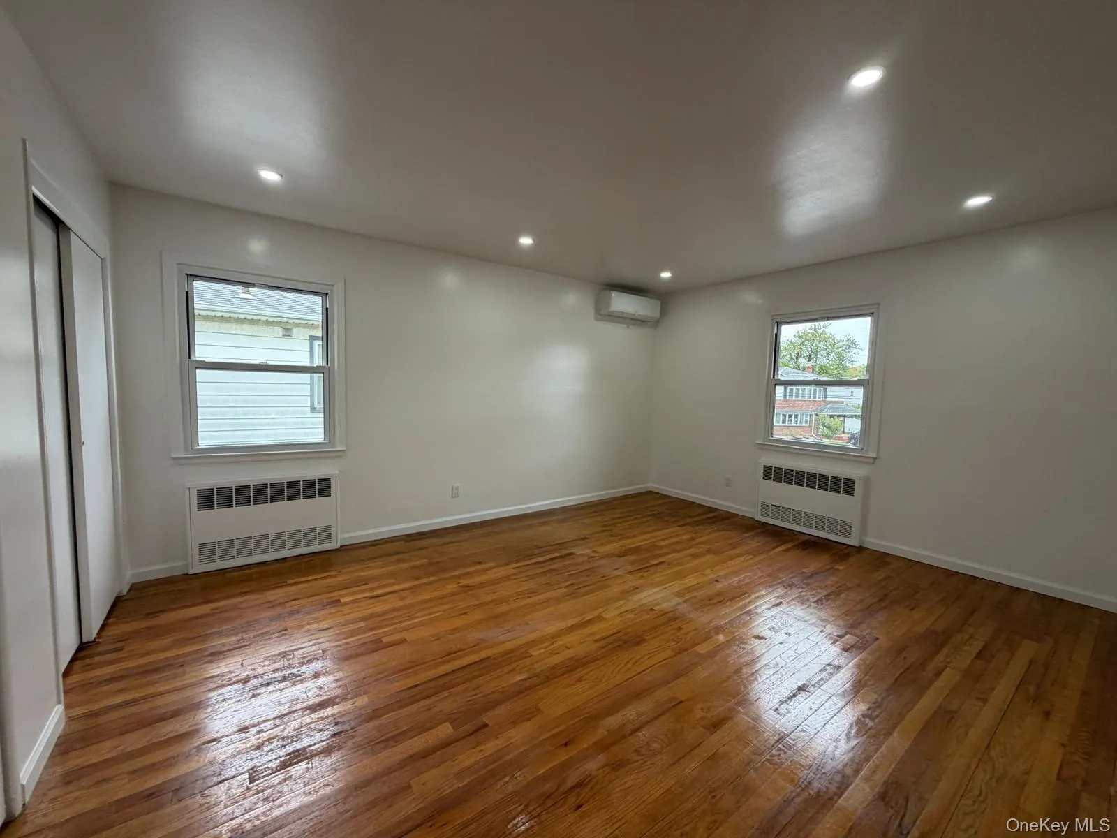 19 Gibson Boulevard, Hempstead, NY, 3 Bedroom Bedrooms, 5 Room Rooms,1 BathroomBathrooms,Residential Lease,For Rent,Gibson,0,1056317 19 Gibson Boulevard, Hempstead, NY, 3 Bedroom Bedrooms, 5 Room Rooms,1 BathroomBathrooms,Residential Lease,For Rent,Gibson,0,1056317