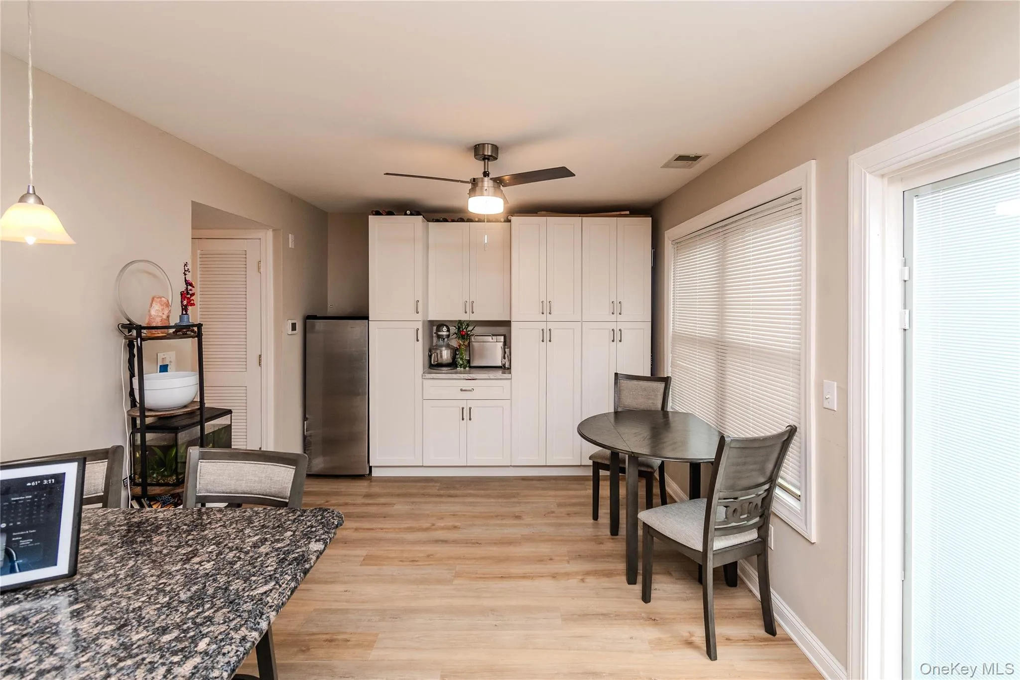 7 Sunny Brook Circle, Lloyd, NY, 3 Bedrooms Bedrooms, 7 Rooms Rooms,1 BathroomBathrooms,Residential,For Rent,Sunny Brook,0,1056318 7 Sunny Brook Circle, Lloyd, NY, 3 Bedrooms Bedrooms, 7 Rooms Rooms,1 BathroomBathrooms,Residential,For Rent,Sunny Brook,0,1056318
