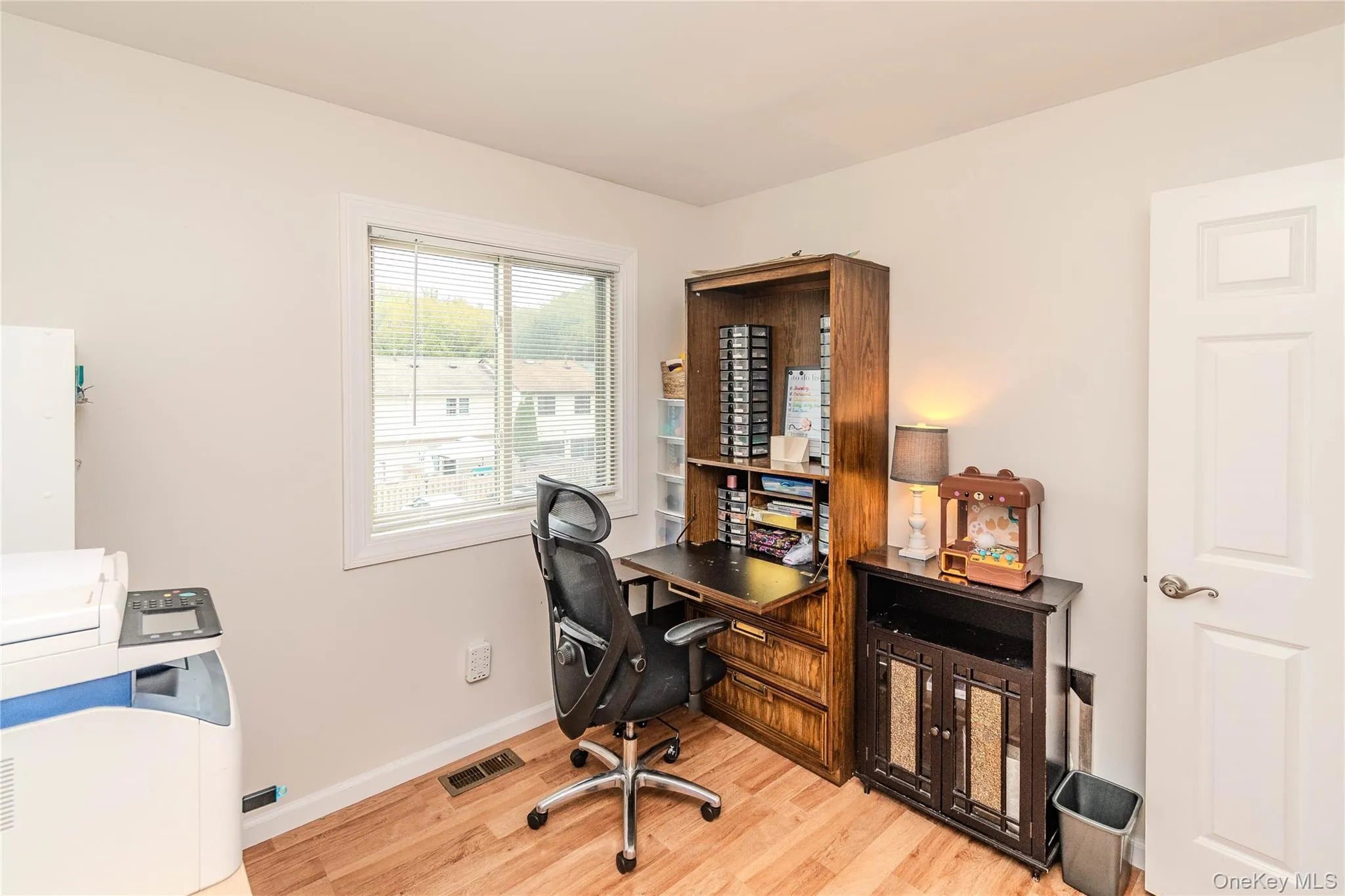 7 Sunny Brook Circle, Lloyd, NY, 3 Bedrooms Bedrooms, 7 Rooms Rooms,1 BathroomBathrooms,Residential,For Rent,Sunny Brook,0,1056318 7 Sunny Brook Circle, Lloyd, NY, 3 Bedrooms Bedrooms, 7 Rooms Rooms,1 BathroomBathrooms,Residential,For Rent,Sunny Brook,0,1056318