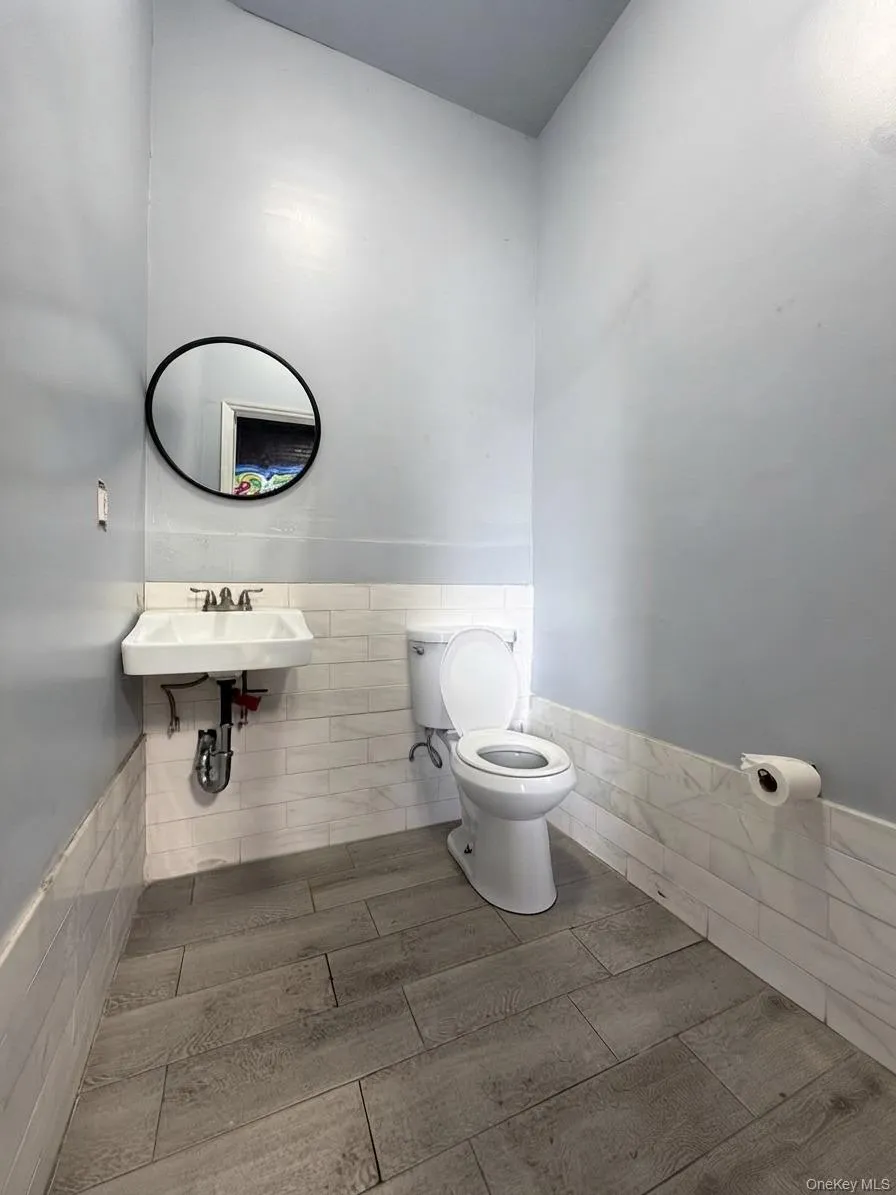 1351 Commonwealth Avenue, New York, NY, ,Commercial Lease,For Rent,Commonwealth,0,1056319 1351 Commonwealth Avenue, New York, NY, ,Commercial Lease,For Rent,Commonwealth,0,1056319
