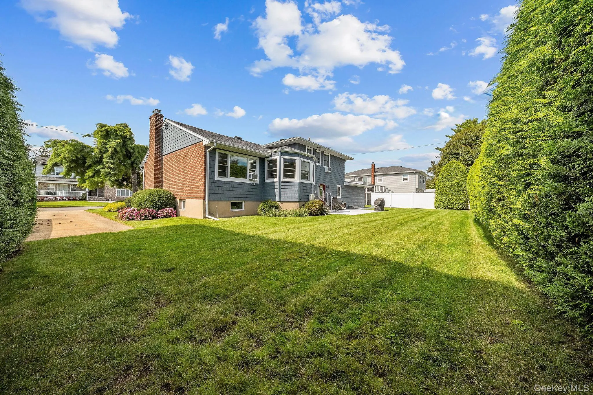 47 Diamond Avenue, Hempstead, NY, 3 Bedrooms Bedrooms, 11 Rooms Rooms,2 BathroomsBathrooms,Residential,For Rent,Diamond,0,1056321 47 Diamond Avenue, Hempstead, NY, 3 Bedrooms Bedrooms, 11 Rooms Rooms,2 BathroomsBathrooms,Residential,For Rent,Diamond,0,1056321