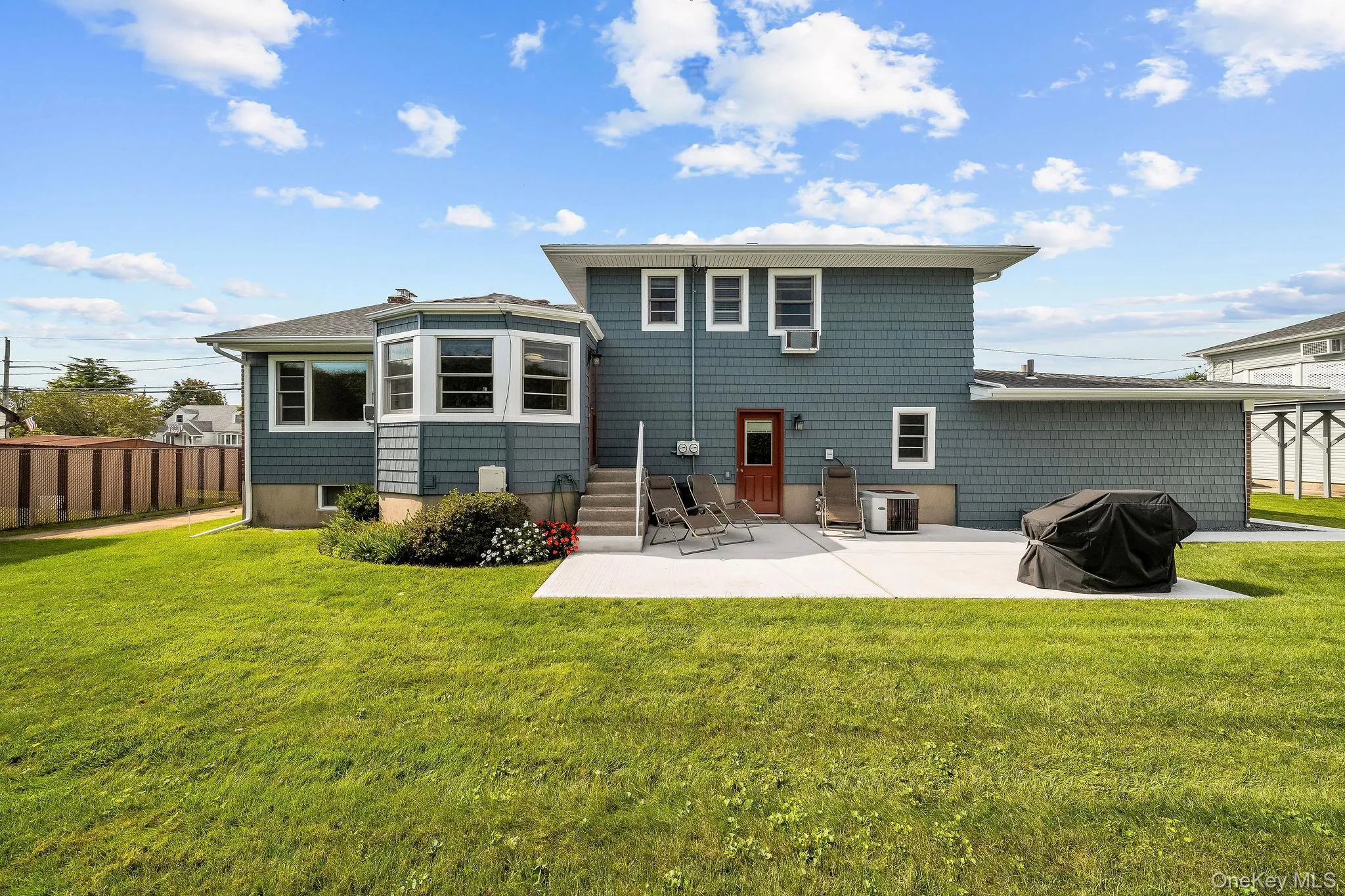 47 Diamond Avenue, Hempstead, NY, 3 Bedrooms Bedrooms, 11 Rooms Rooms,2 BathroomsBathrooms,Residential,For Rent,Diamond,0,1056321 47 Diamond Avenue, Hempstead, NY, 3 Bedrooms Bedrooms, 11 Rooms Rooms,2 BathroomsBathrooms,Residential,For Rent,Diamond,0,1056321