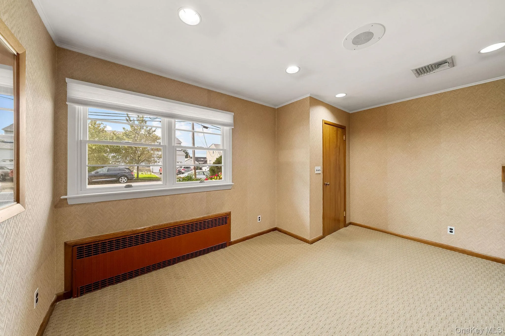 47 Diamond Avenue, Hempstead, NY, 3 Bedrooms Bedrooms, 11 Rooms Rooms,2 BathroomsBathrooms,Residential,For Rent,Diamond,0,1056321 47 Diamond Avenue, Hempstead, NY, 3 Bedrooms Bedrooms, 11 Rooms Rooms,2 BathroomsBathrooms,Residential,For Rent,Diamond,0,1056321