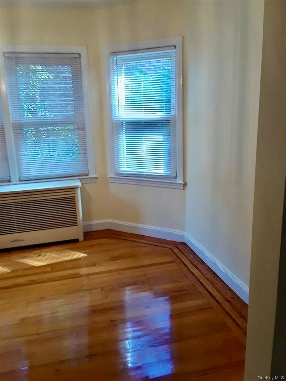 29 Long Beach Road, Hempstead, NY, 2 Bedroom Bedrooms, 6 Room Rooms,1 BathroomBathrooms,Residential Lease,For Rent,Long Beach,0,1056322 29 Long Beach Road, Hempstead, NY, 2 Bedroom Bedrooms, 6 Room Rooms,1 BathroomBathrooms,Residential Lease,For Rent,Long Beach,0,1056322