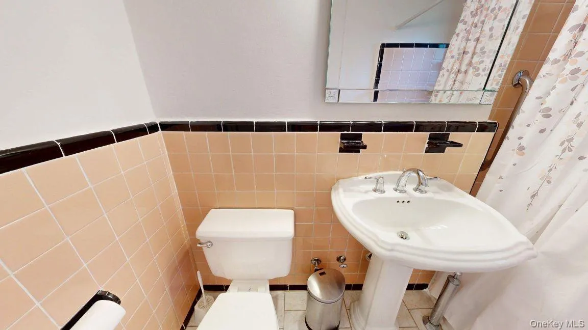 199-41 19 Avenue, New York, NY, 1 Bedroom Bedrooms, 3 Rooms Rooms,1 BathroomBathrooms,Residential,For Rent,19,0,1056335 199-41 19 Avenue, New York, NY, 1 Bedroom Bedrooms, 3 Rooms Rooms,1 BathroomBathrooms,Residential,For Rent,19,0,1056335