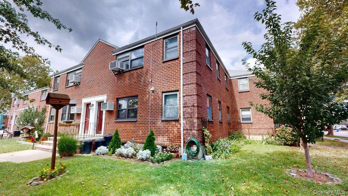199-41 19 Avenue, New York, NY, 1 Bedroom Bedrooms, 3 Rooms Rooms,1 BathroomBathrooms,Residential,For Rent,19,0,1056335 199-41 19 Avenue, New York, NY, 1 Bedroom Bedrooms, 3 Rooms Rooms,1 BathroomBathrooms,Residential,For Rent,19,0,1056335