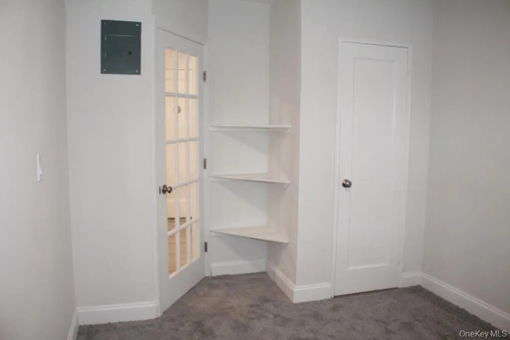 61 White Oak, New Rochelle, NY, 3 Bedrooms Bedrooms, 6 Rooms Rooms,1 BathroomBathrooms,Residential,For Rent,White Oak,0,1056338 61 White Oak, New Rochelle, NY, 3 Bedrooms Bedrooms, 6 Rooms Rooms,1 BathroomBathrooms,Residential,For Rent,White Oak,0,1056338