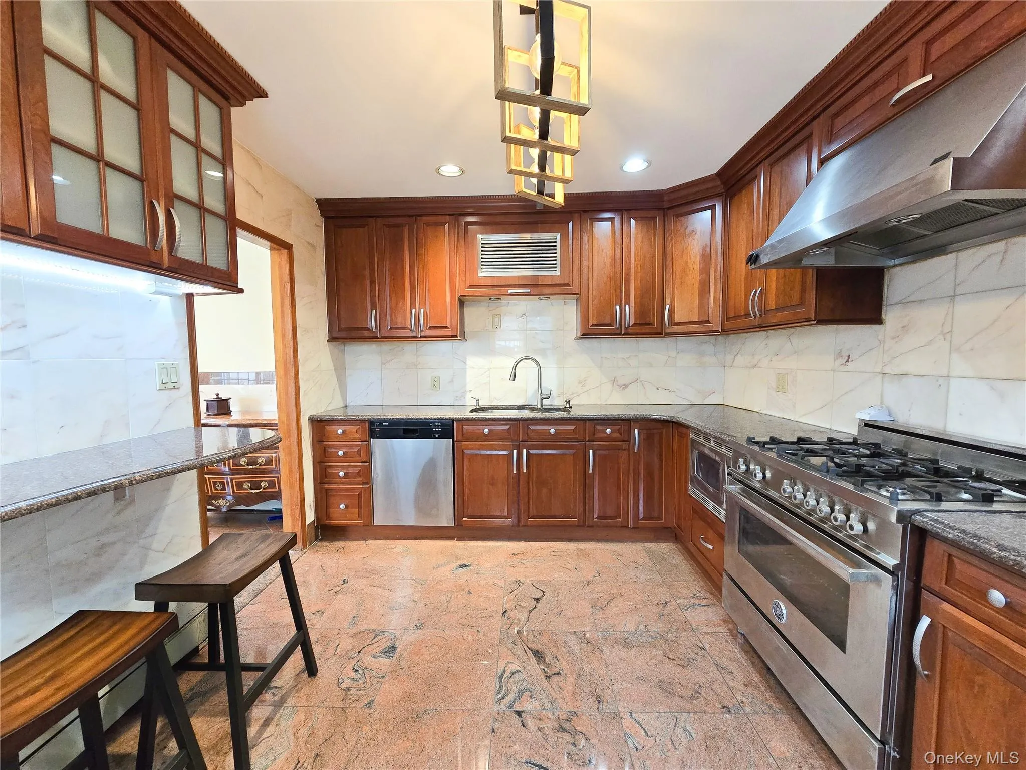 56-49 215 Street, New York, NY, 3 Bedrooms Bedrooms, 7 Rooms Rooms,2 BathroomsBathrooms,Residential,For Rent,215,0,1056341 56-49 215 Street, New York, NY, 3 Bedrooms Bedrooms, 7 Rooms Rooms,2 BathroomsBathrooms,Residential,For Rent,215,0,1056341
