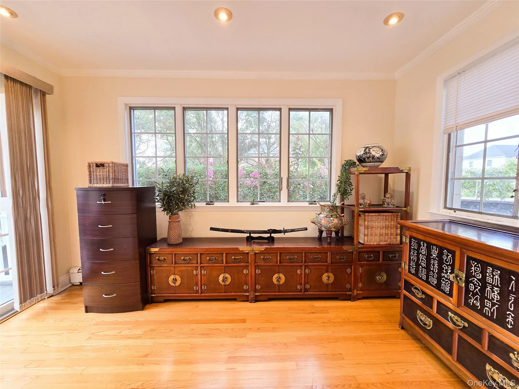 1st Floor Bedroom / Home Office 1st Floor Bedroom / Home Office